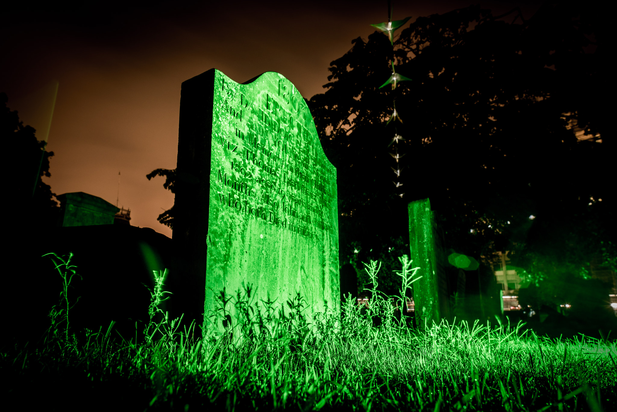 Nikon D750 + Nikon AF Nikkor 20mm F2.8D sample photo. Graveyard photography