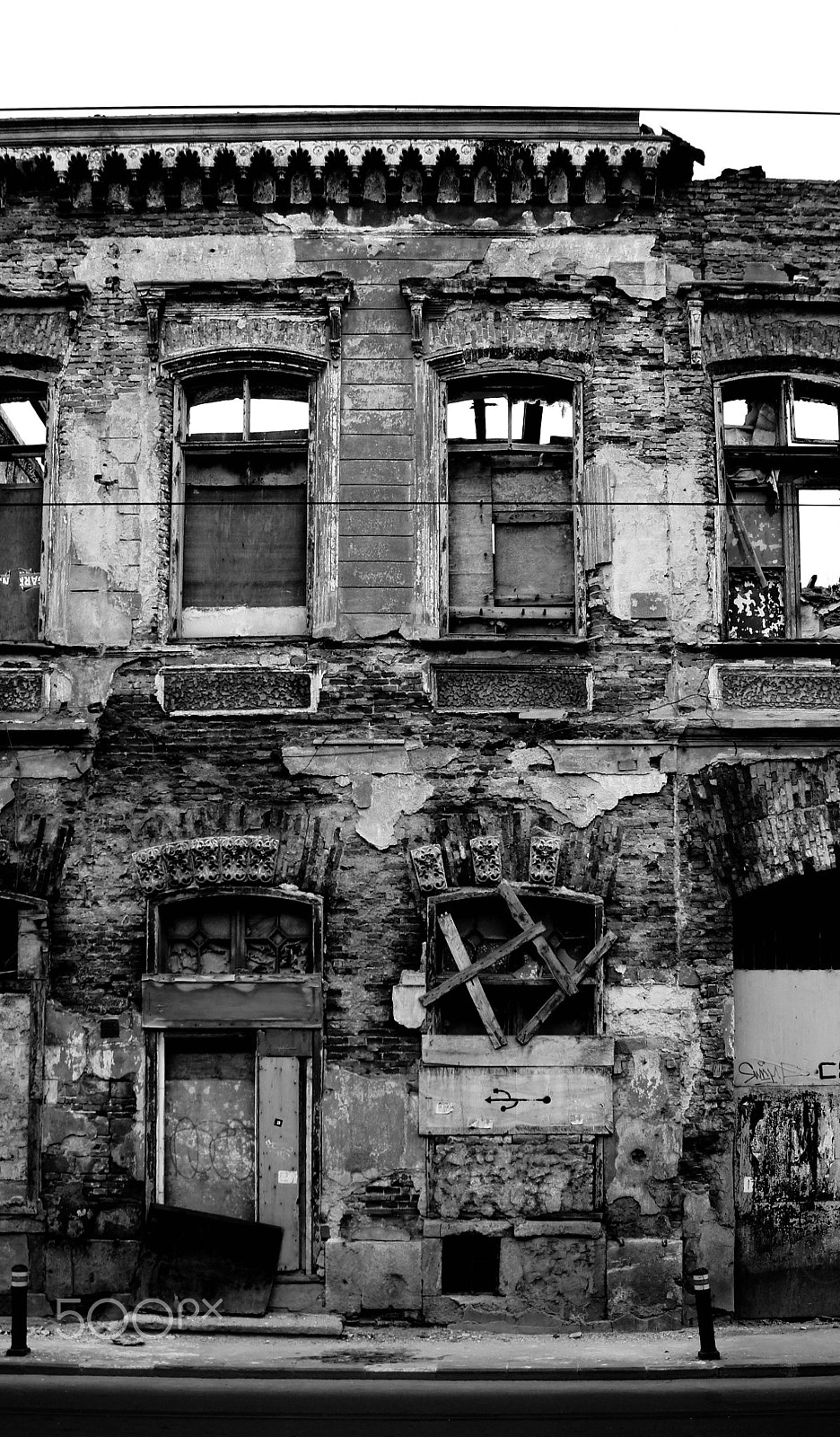 Sony DT 18-55mm F3.5-5.6 SAM II sample photo. Decay photography