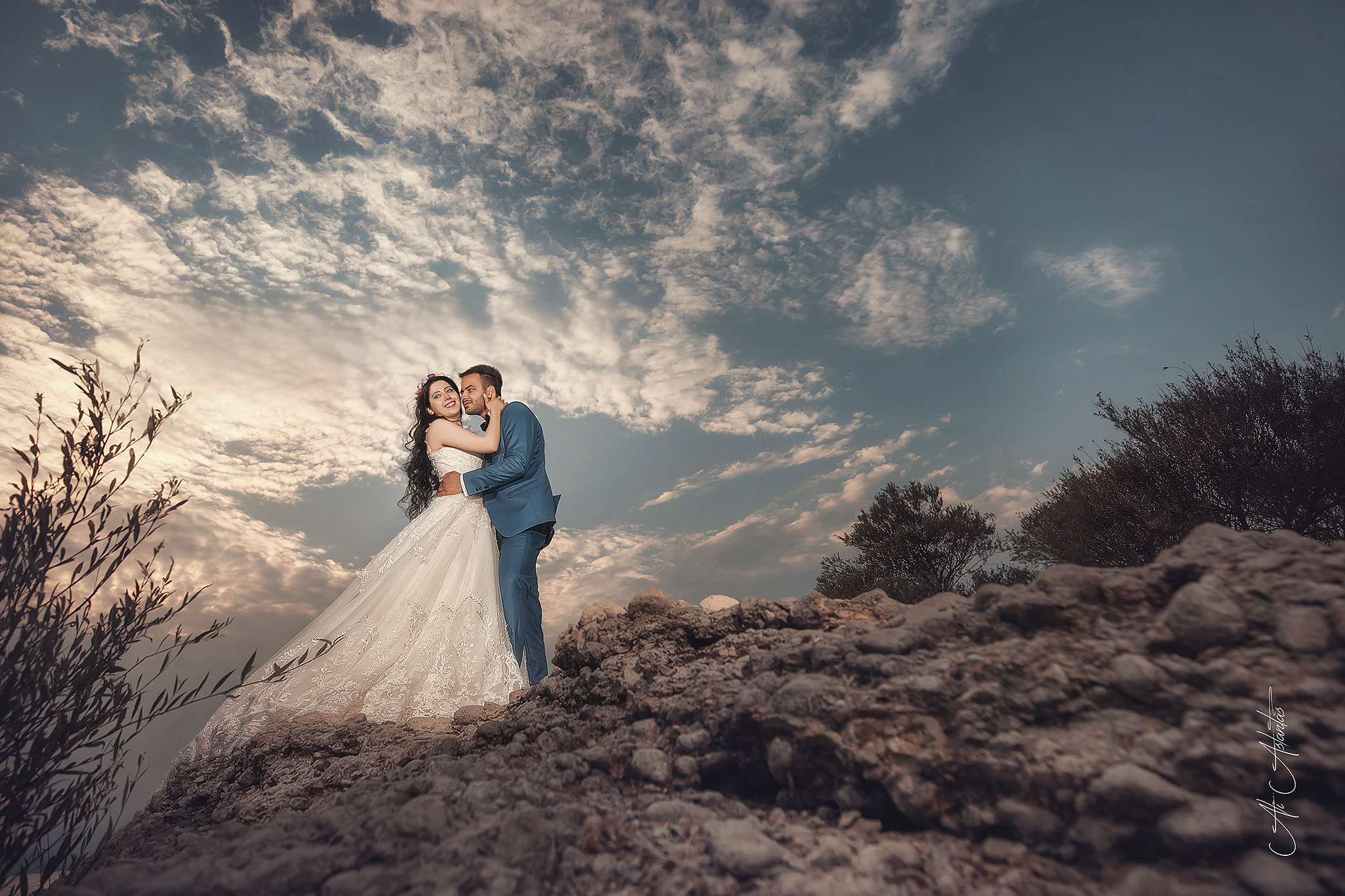 Canon EF 16-35mm F4L IS USM sample photo. Wedding photography
