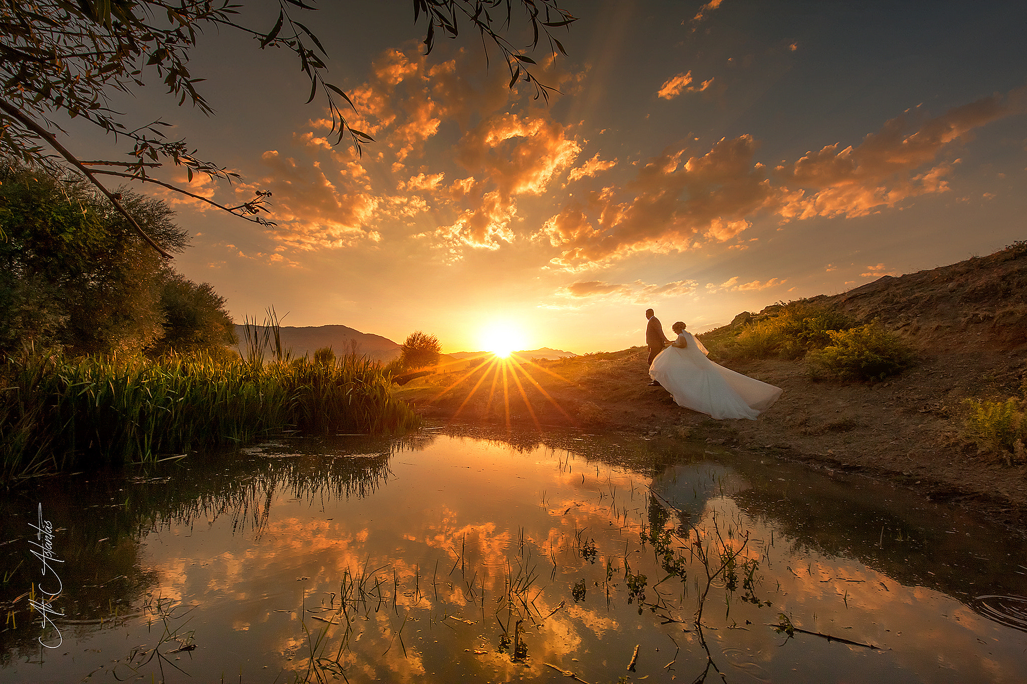 Canon EF 16-35mm F4L IS USM sample photo. Wedding photography
