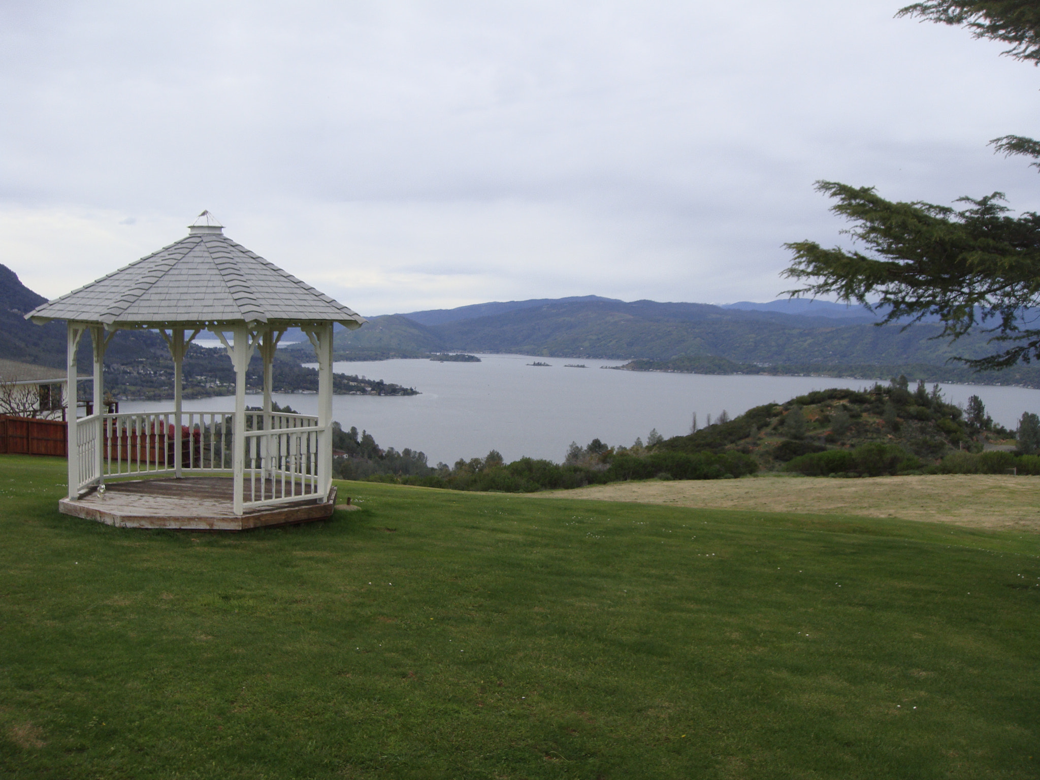 Sony DSC-T77 sample photo. View from golf & yaht club, clearlake, ca photography