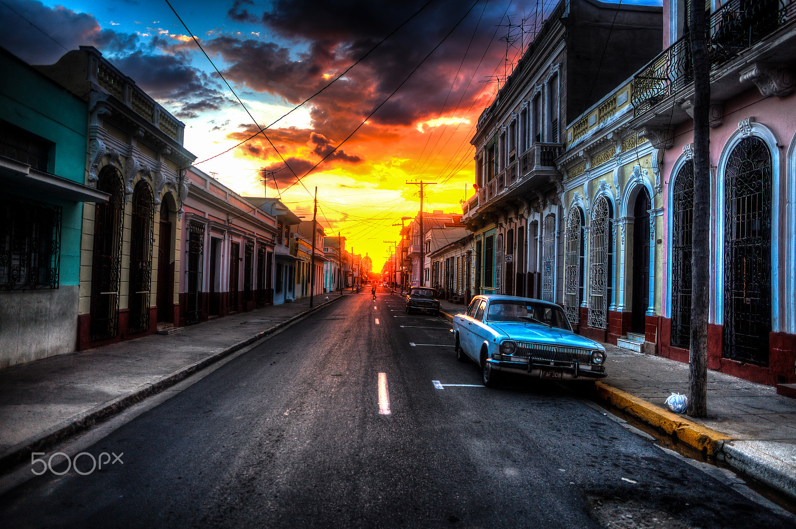Canon EF 24mm F2.8 IS USM sample photo. Cuban road photography