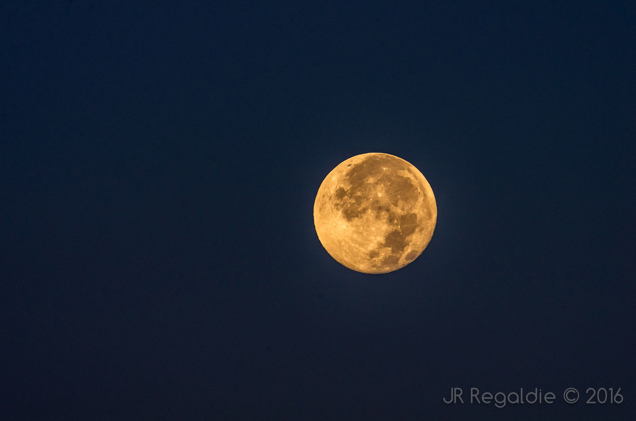 Sigma 150-500mm F5-6.3 DG OS HSM sample photo. Morning moon photography
