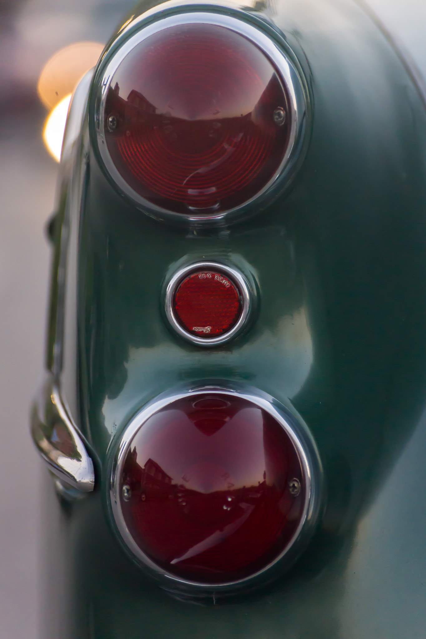 Sony DT 55-300mm F4.5-5.6 SAM sample photo. Old back light photography