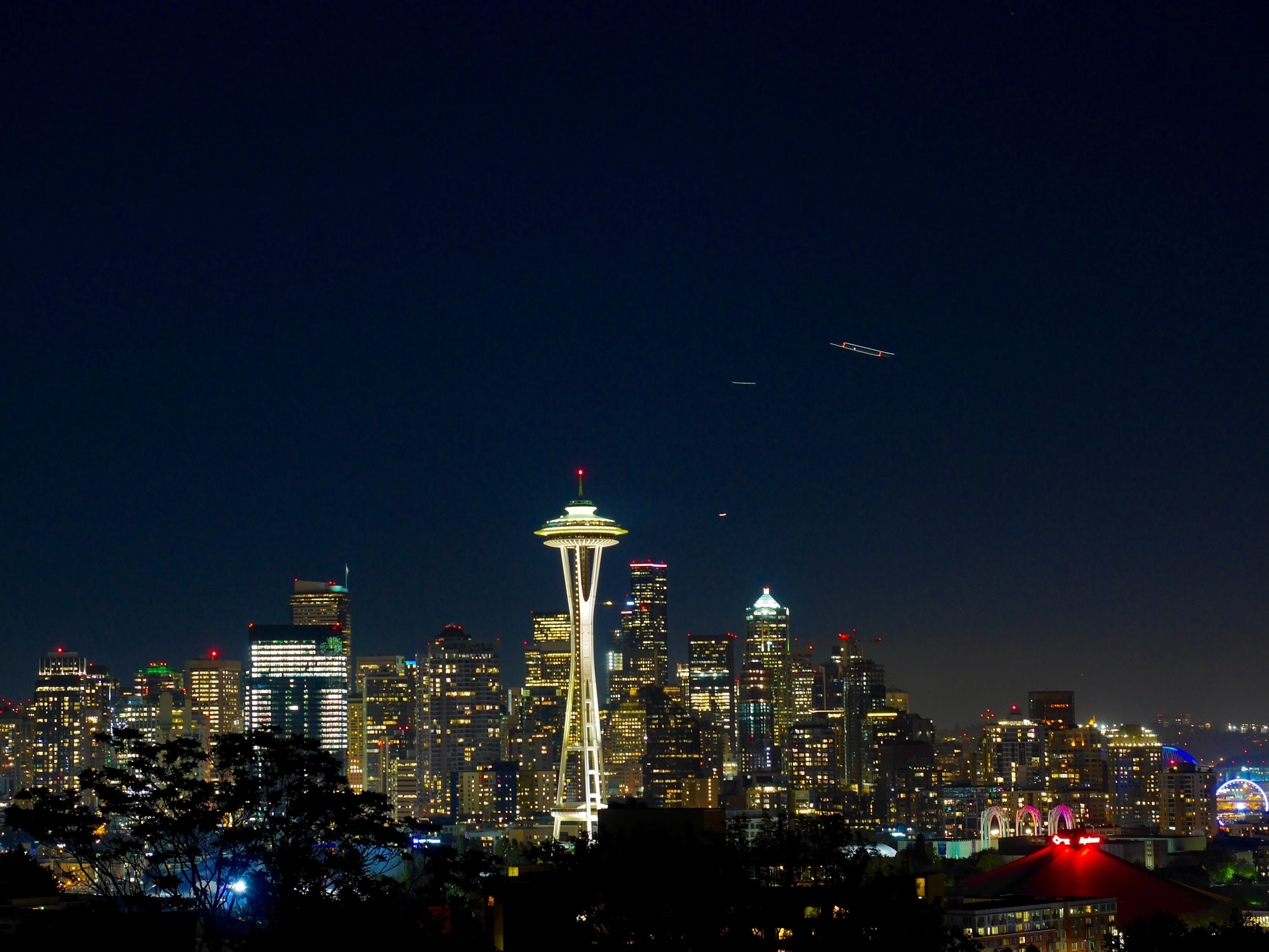 Panasonic Lumix DMC-GX7 sample photo. Seattle at 9pm photography