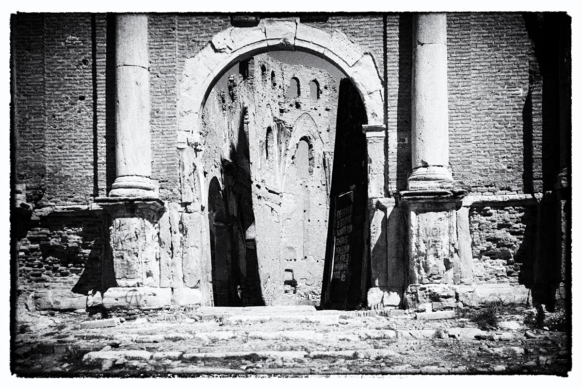 Nikon D4S + Nikon AF-S Nikkor 50mm F1.8G sample photo. Belchite photography