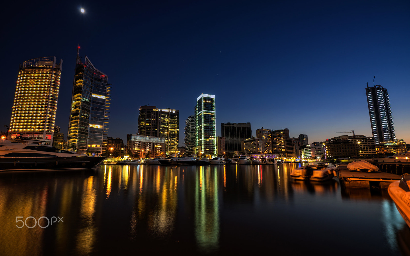 Sony a99 II + Sony Vario-Sonnar T* 16-35mm F2.8 ZA SSM sample photo. City lights... photography