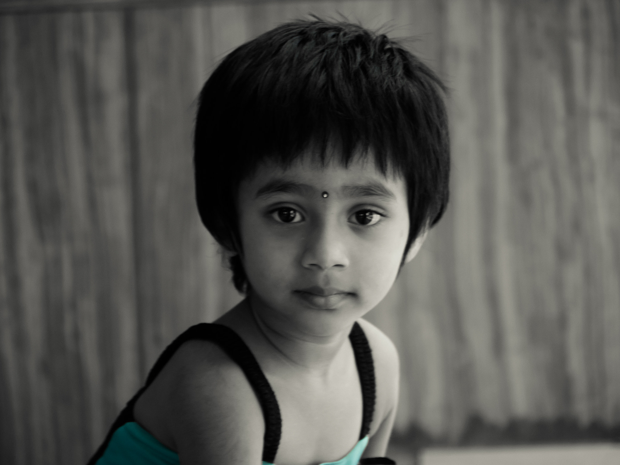Panasonic Lumix DMC-GH2 sample photo. Chinni with short hair photography