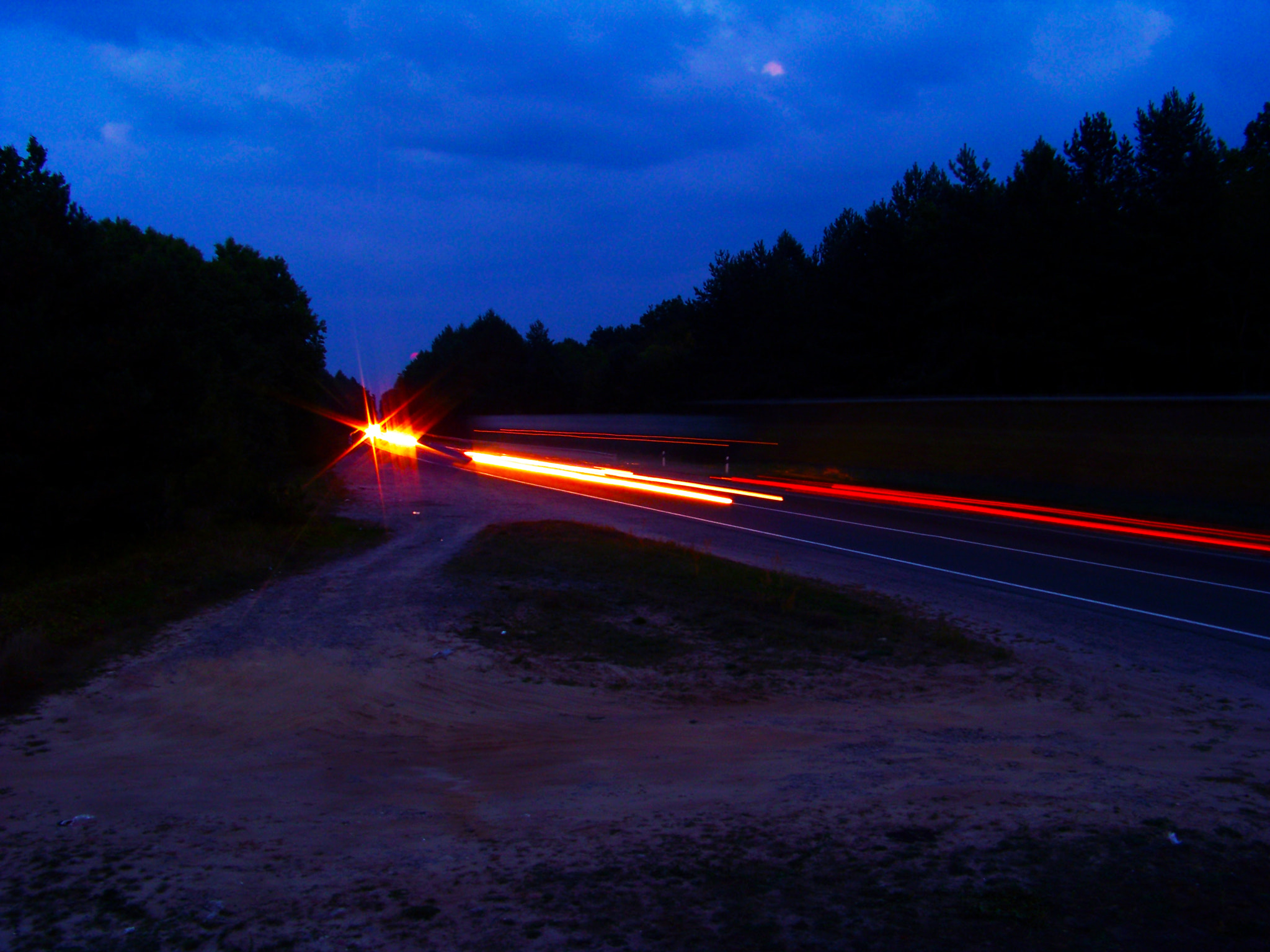 Kodak EASYSHARE Z8612 IS DIGITAL CAMERA sample photo. Road photography