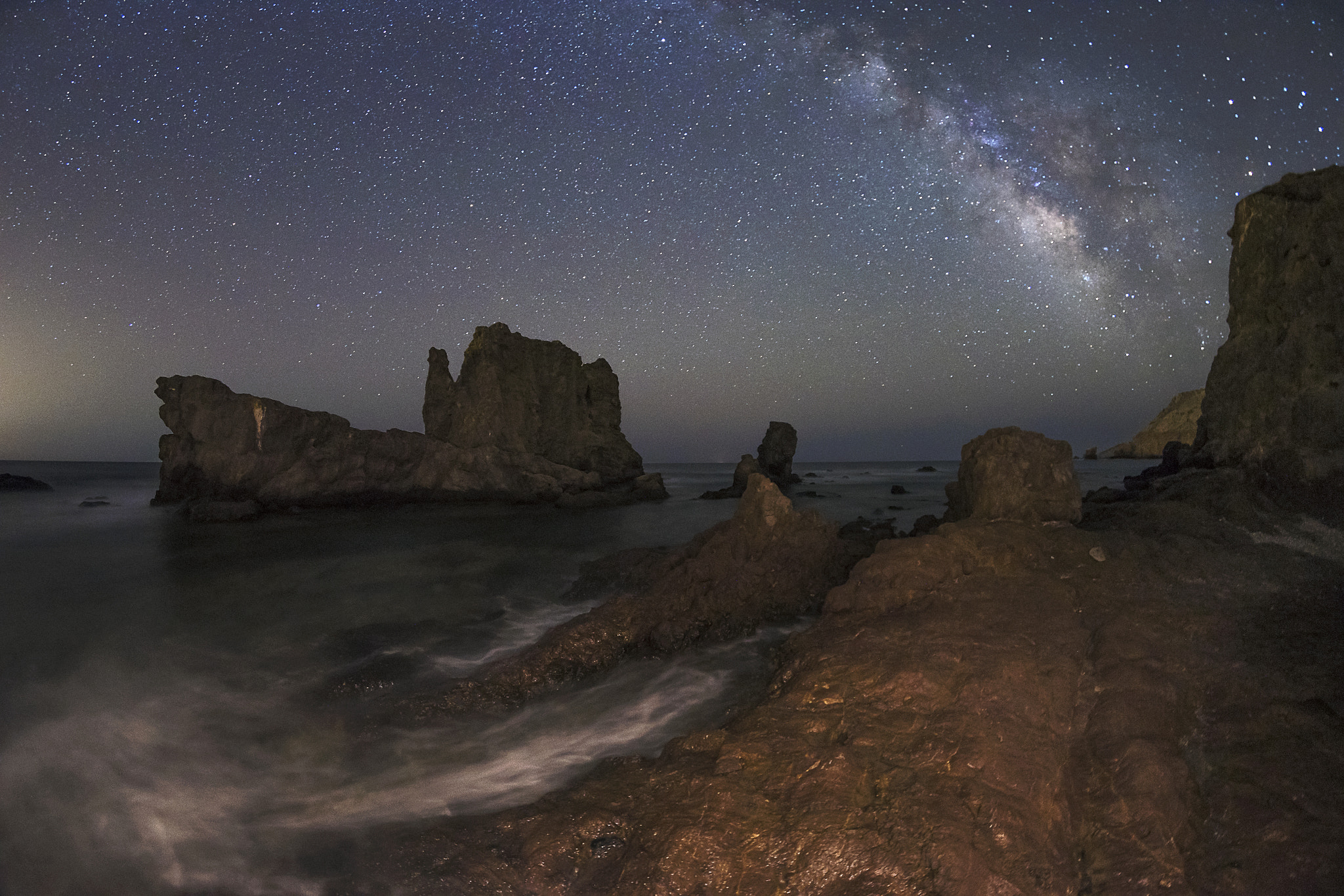 Samyang 12mm F2.8 ED AS NCS Fisheye sample photo. Underwater night photography