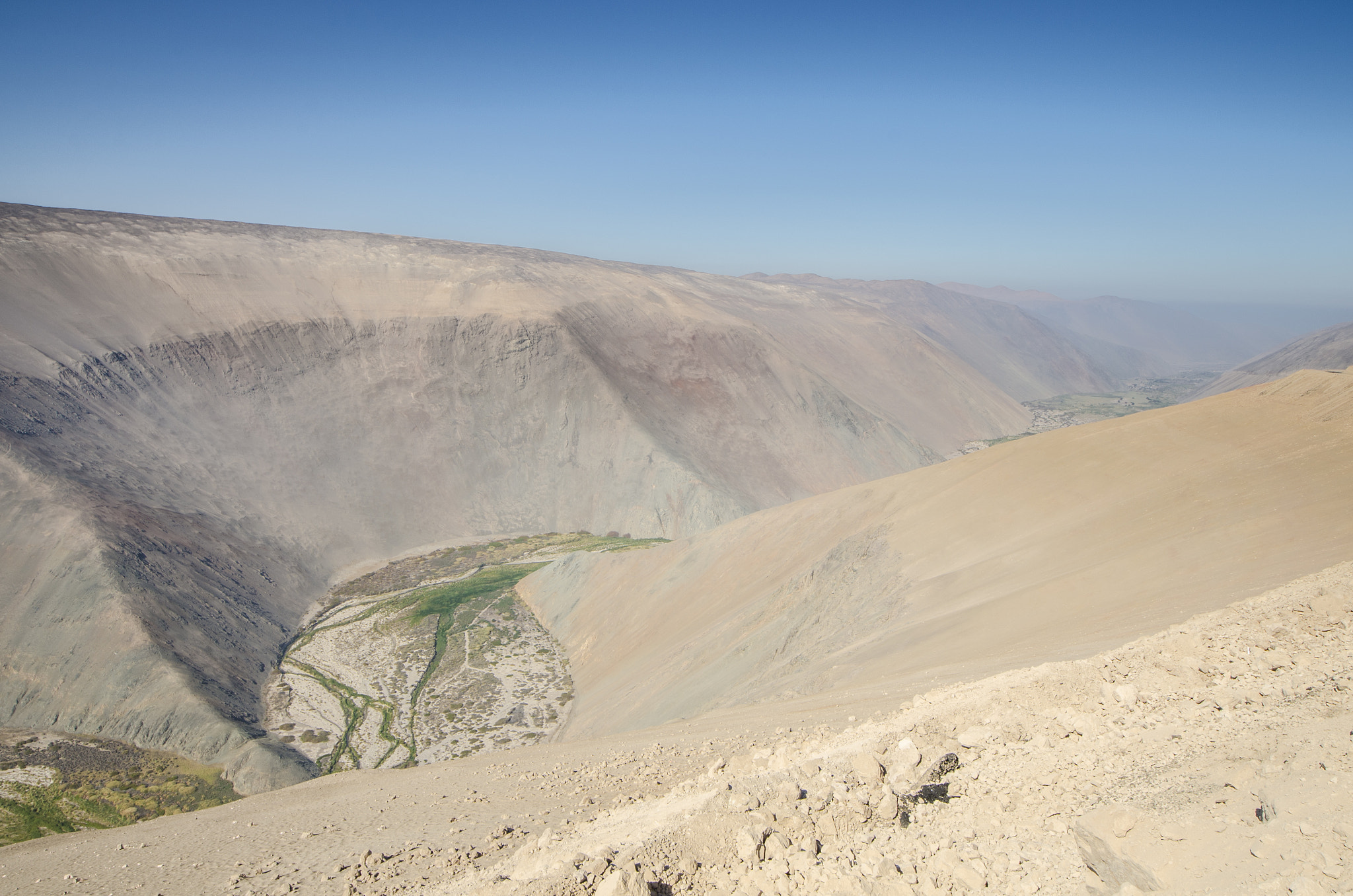 Sigma 8-16mm F4.5-5.6 DC HSM sample photo. The valley photography