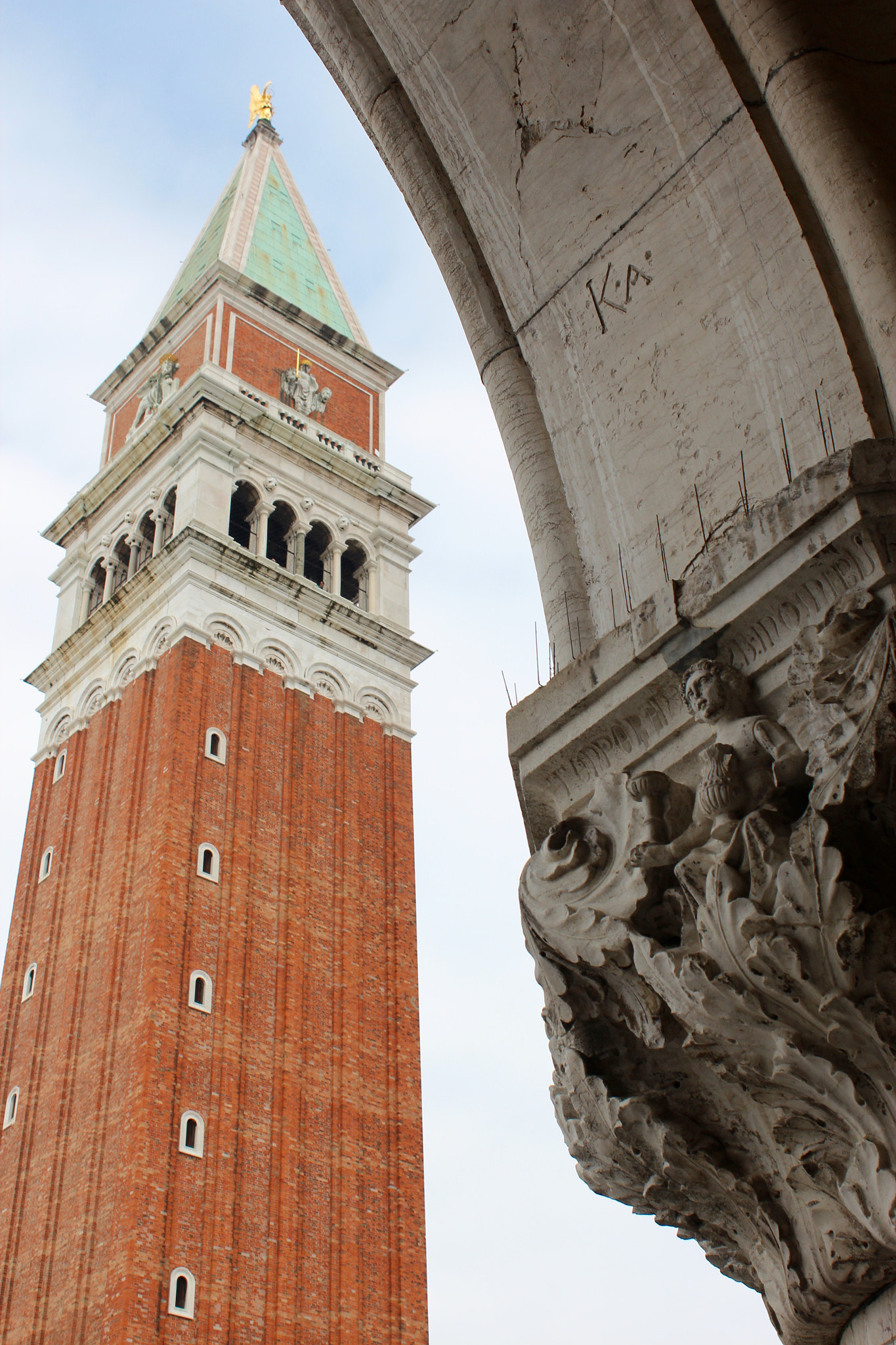 Canon EOS 600D (Rebel EOS T3i / EOS Kiss X5) + Canon EF-S 18-55mm F3.5-5.6 IS II sample photo. The campanile of st. mark’s is an imposing square  ... photography