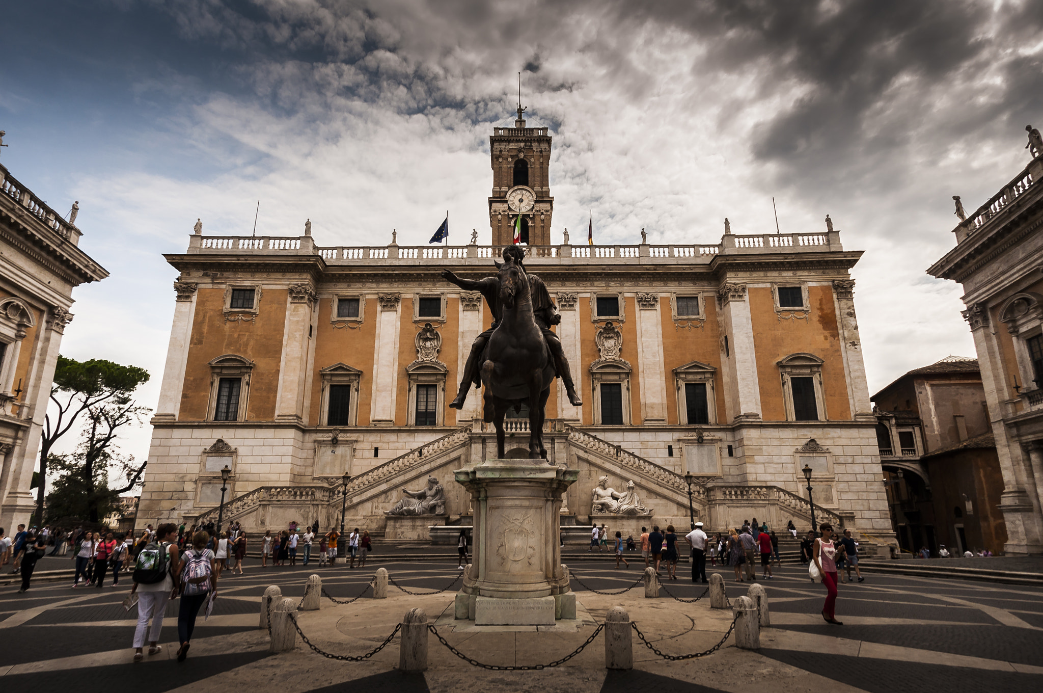 Nikon D90 + Nikon AF Fisheye-Nikkor 16mm F2.8D sample photo. Il campidoglio photography