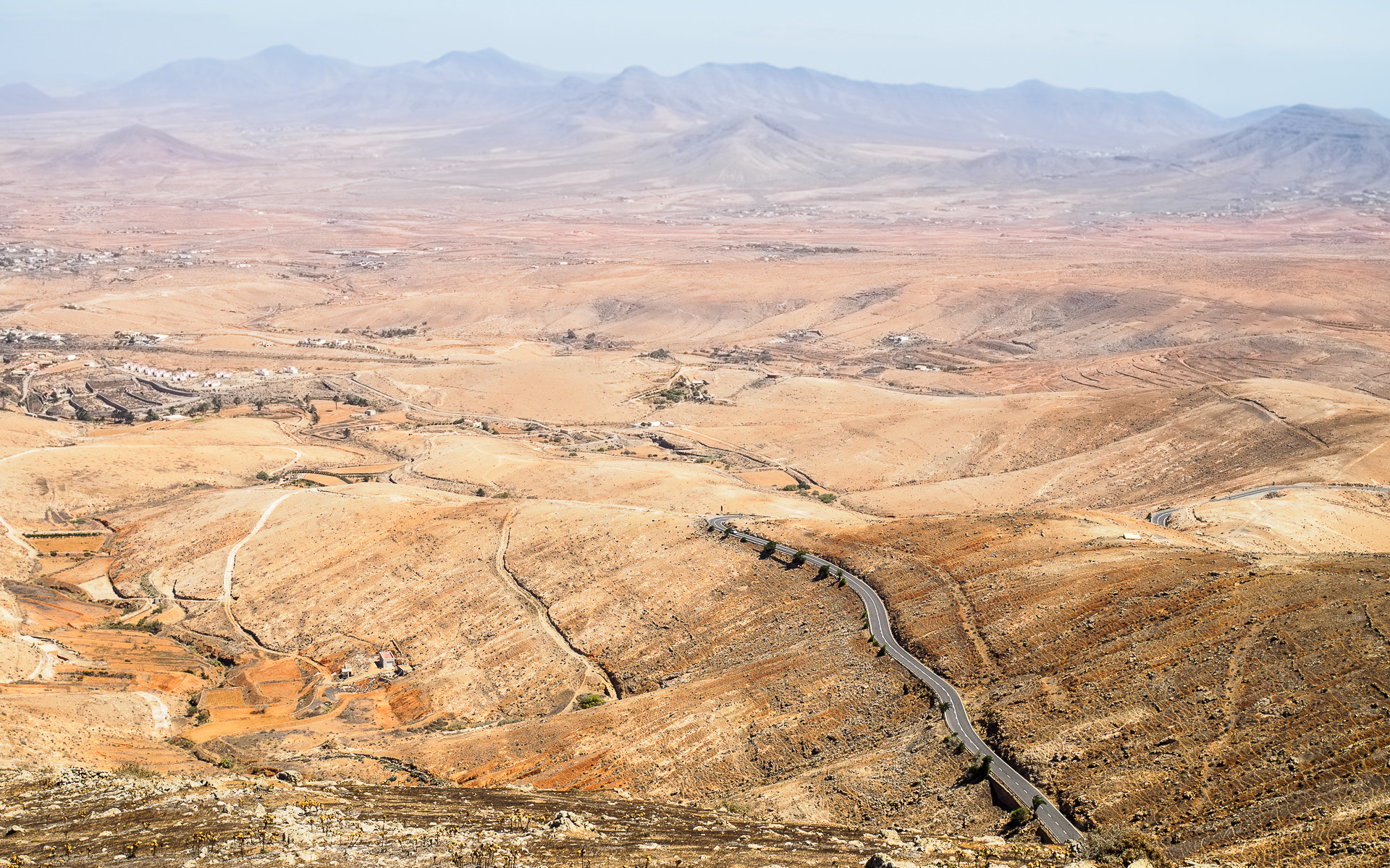 Olympus OM-D E-M1 + Olympus M.Zuiko Digital 25mm F1.8 sample photo. Viewpoint - mirador de morro velosa, fuerteventura photography