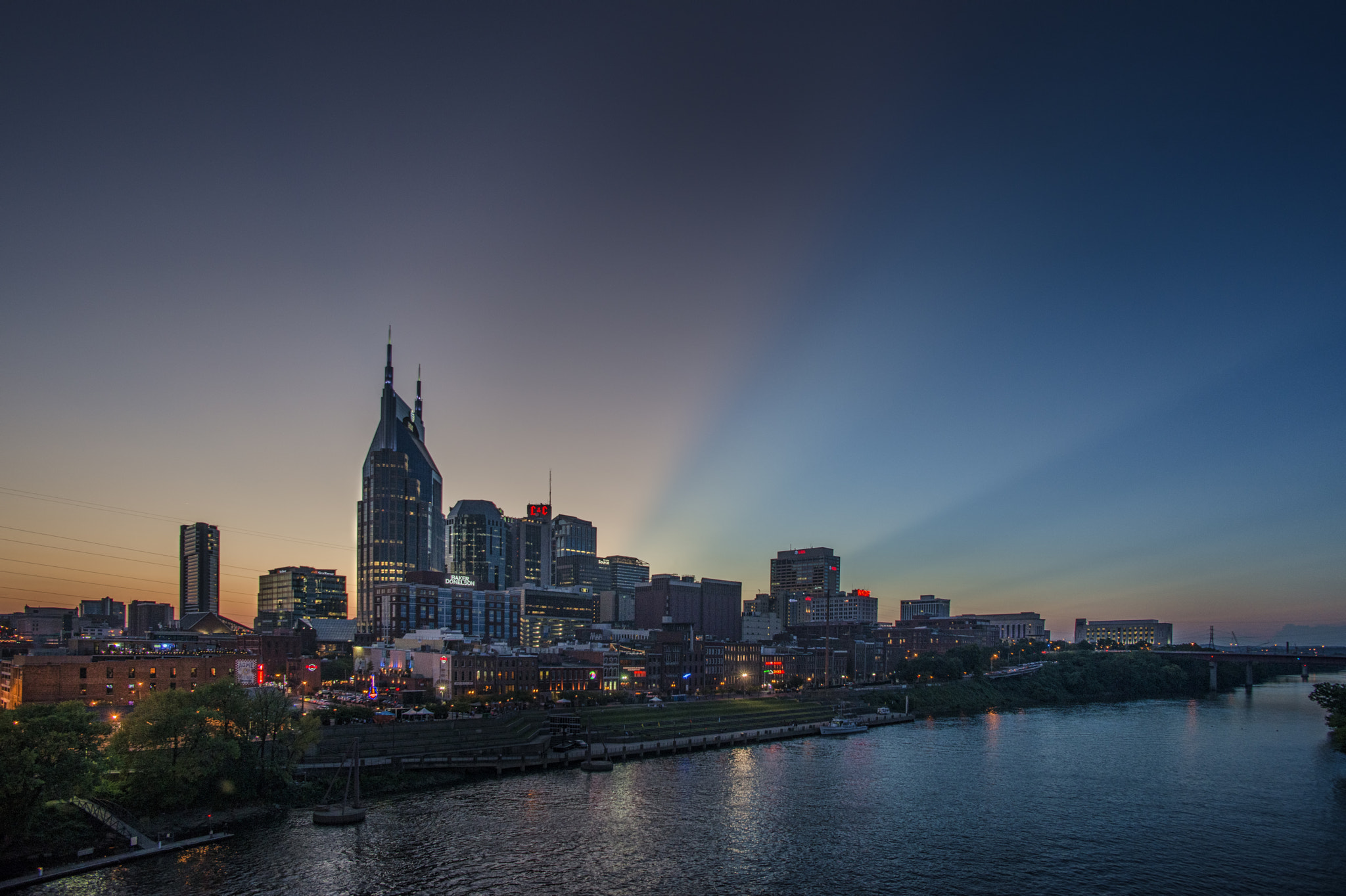 Nikon D800 + AF Nikkor 18mm f/2.8D sample photo. Dusk in downtown nashville tn photography