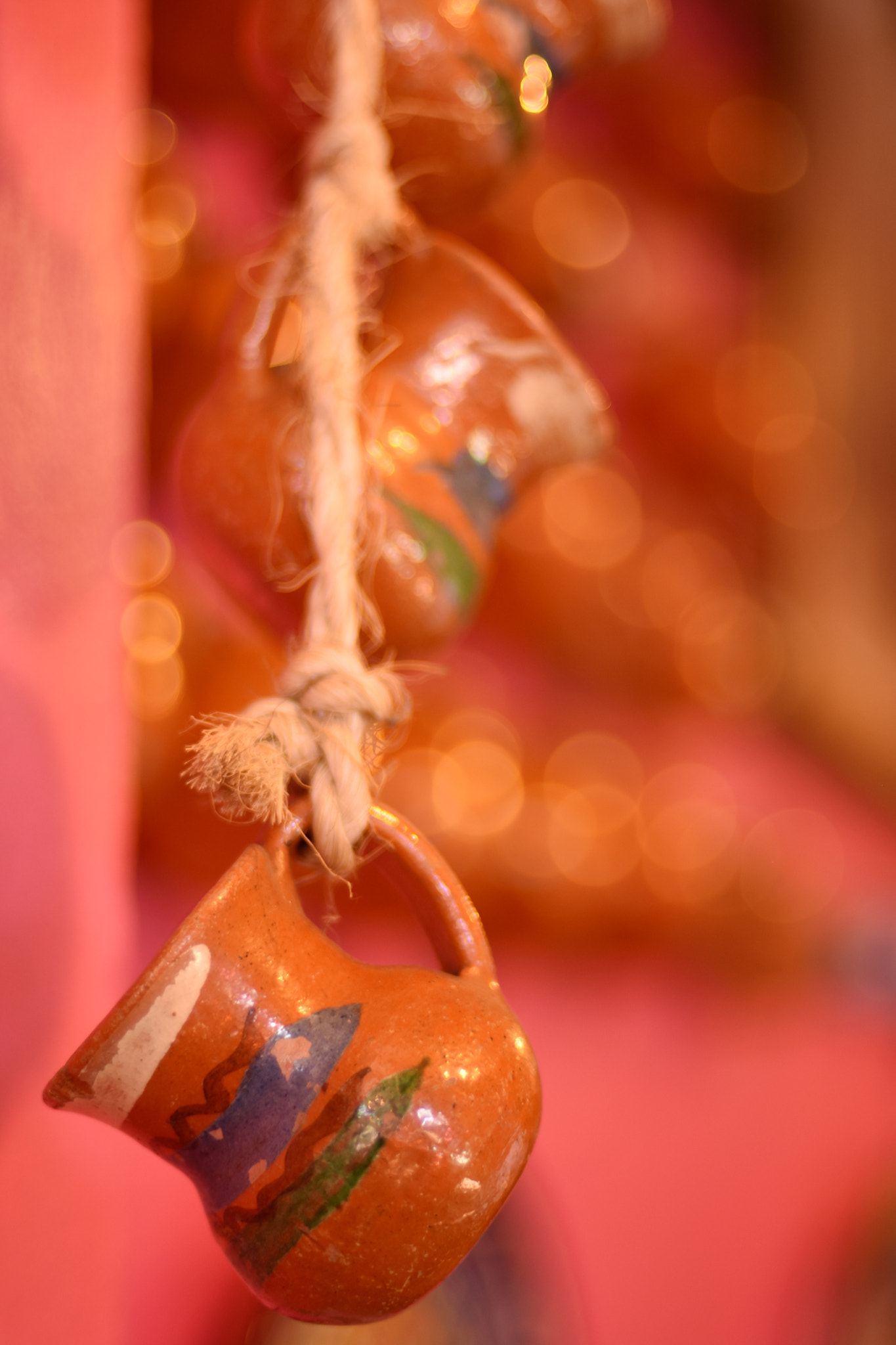 Nikon D7200 + Nikon AF Nikkor 50mm F1.4D sample photo. Mexican clay cup photography