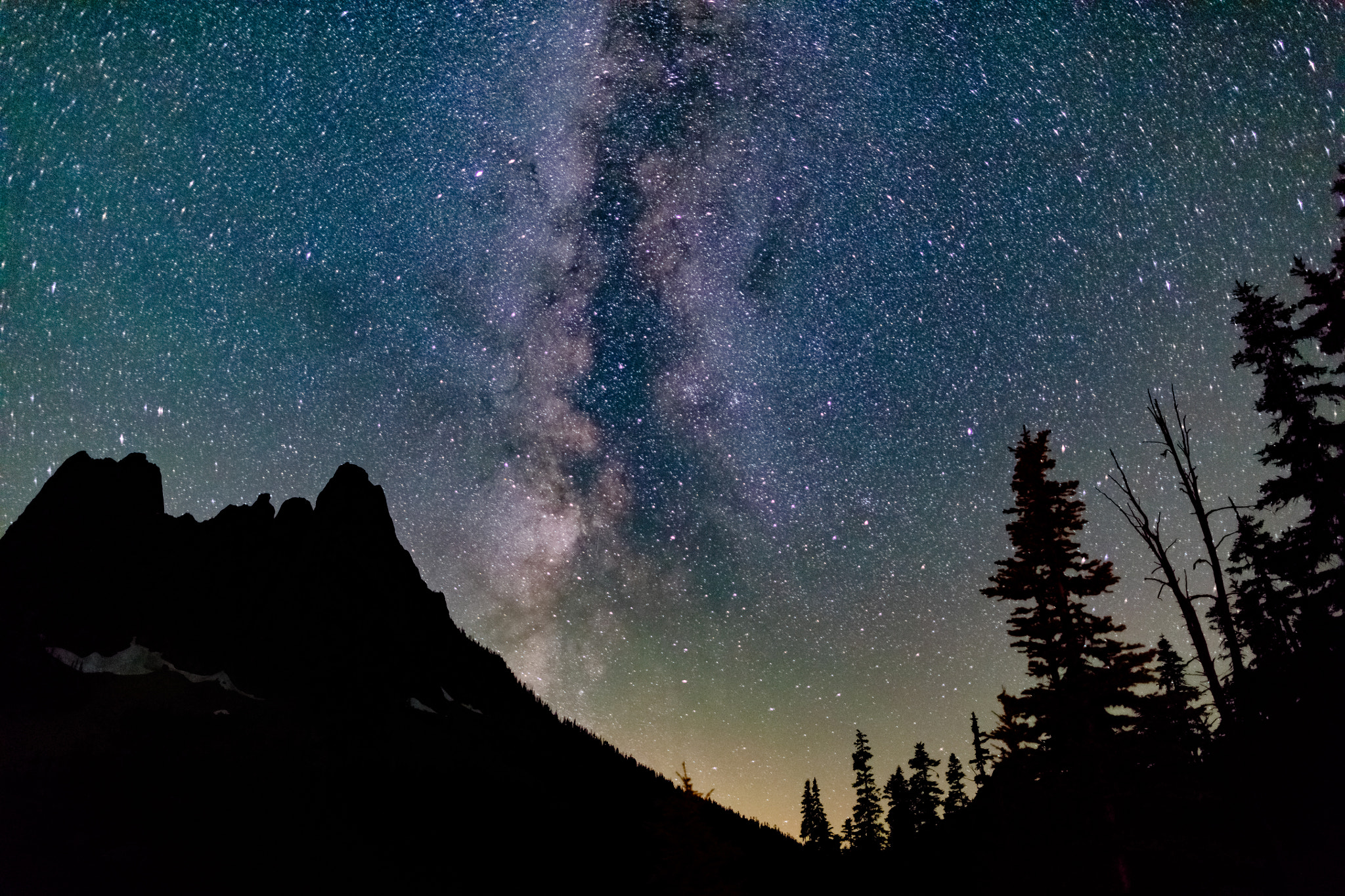 Canon EOS 5DS R + Canon EF 24mm F1.4L II USM sample photo. North cascades milky way photography