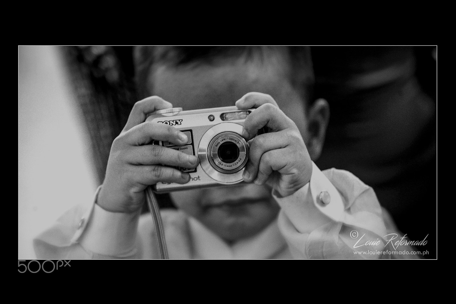 Canon EOS-1D Mark II sample photo. Louie photography