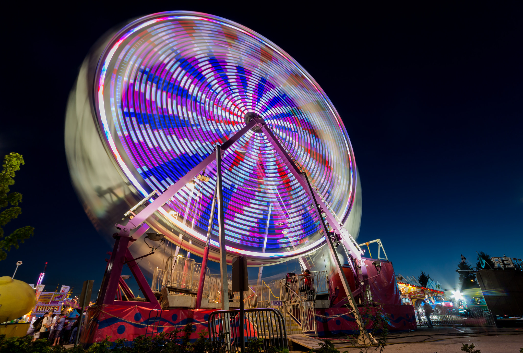 Canon EOS 100D (EOS Rebel SL1 / EOS Kiss X7) sample photo. Carnival photography