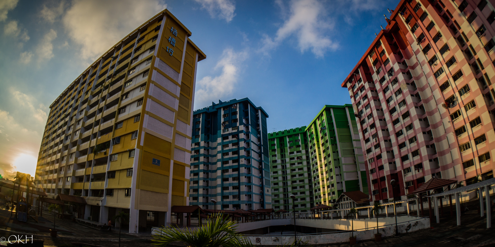 Sony Alpha NEX-7 + Sony E 16mm F2.8 sample photo. Rochor colors photography