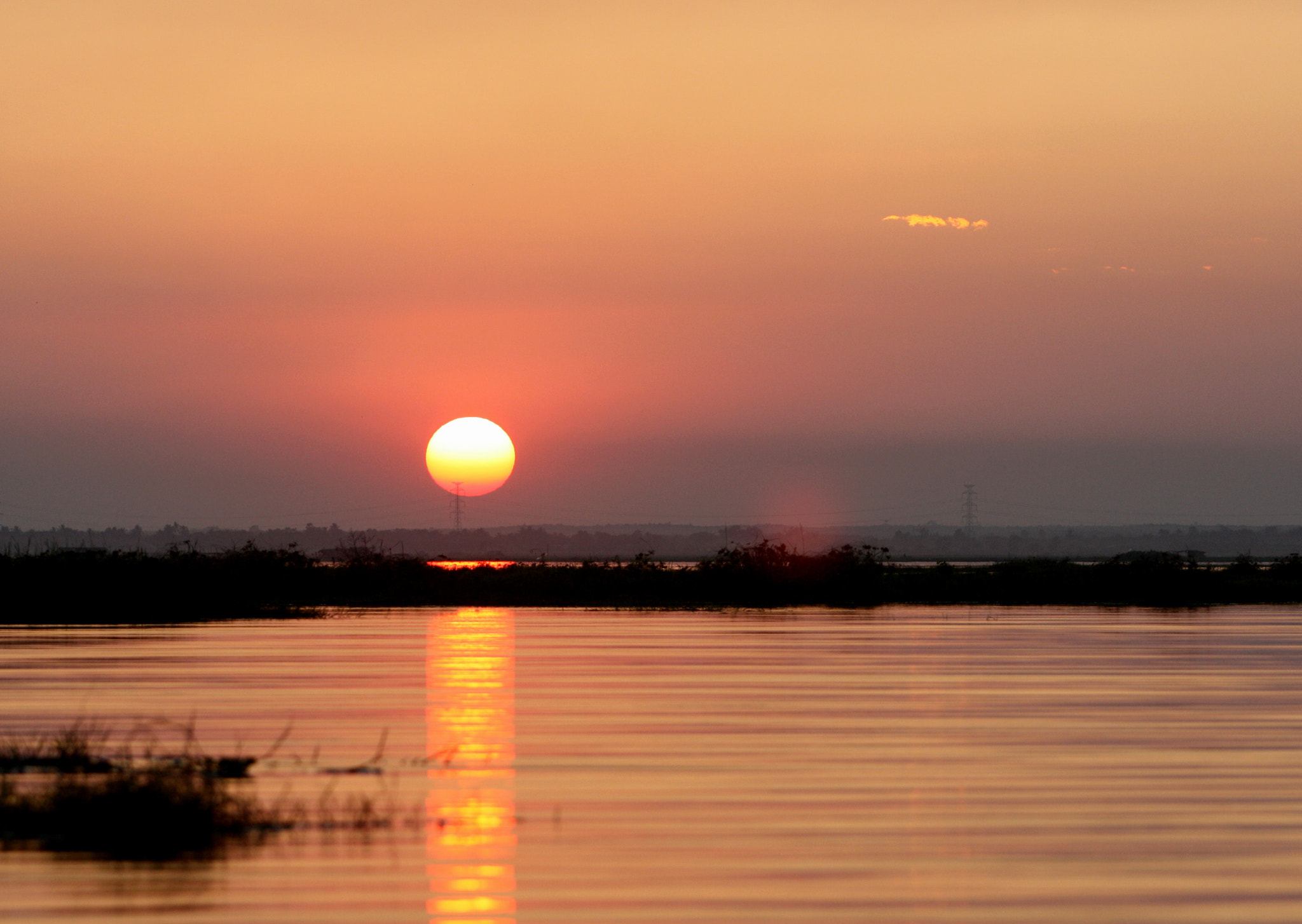 Canon EOS 450D (EOS Rebel XSi / EOS Kiss X2) sample photo. Sunset in burma photography