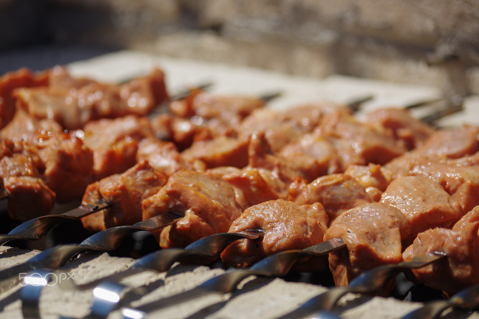 Pentax K-3 sample photo. Shashlik on skewers closeup, raw and cooked photography