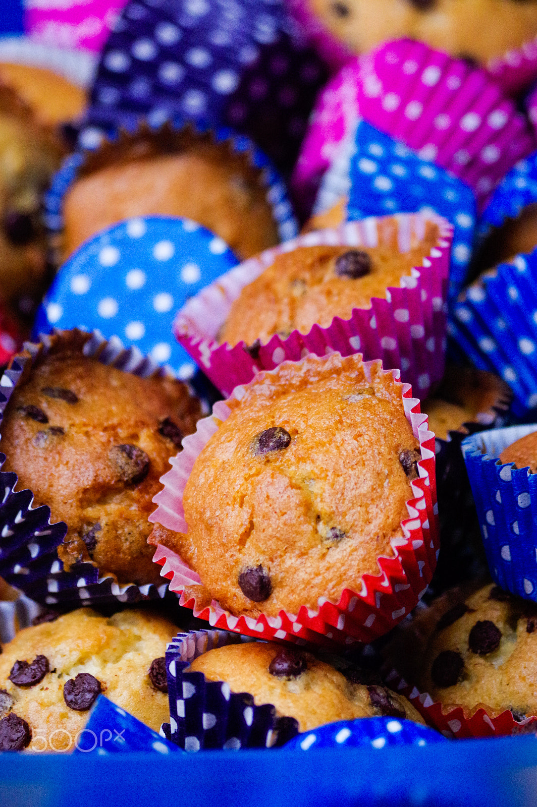 smc Pentax-DA L 50-200mm F4-5.6 ED WR sample photo. Multiple colorful nicely decorated homemade muffins cakes photography