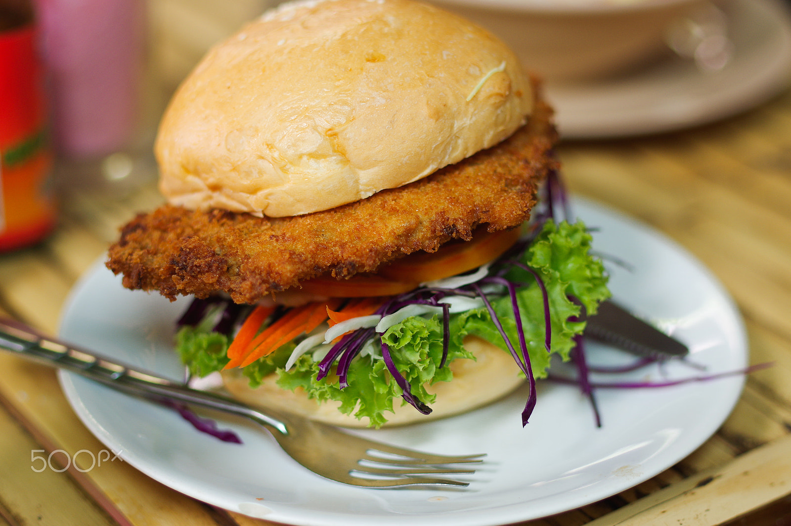 Pentax K-3 + Pentax smc DA* 55mm F1.4 SDM sample photo. Vegetarian burger made from vegetables and breadcrumbs photography