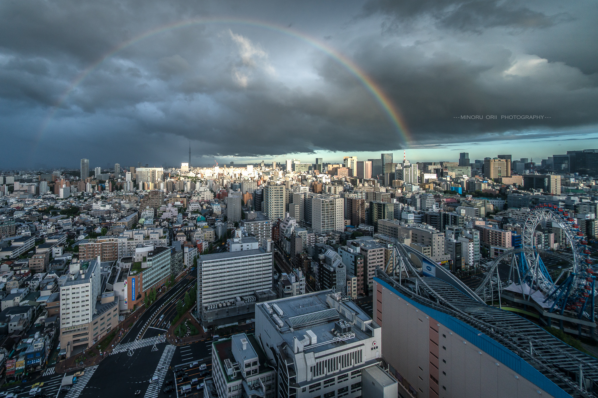 Sony a7R II + Voigtlander HELIAR-HYPER WIDE 10mm F5.6 sample photo. City rainbow photography