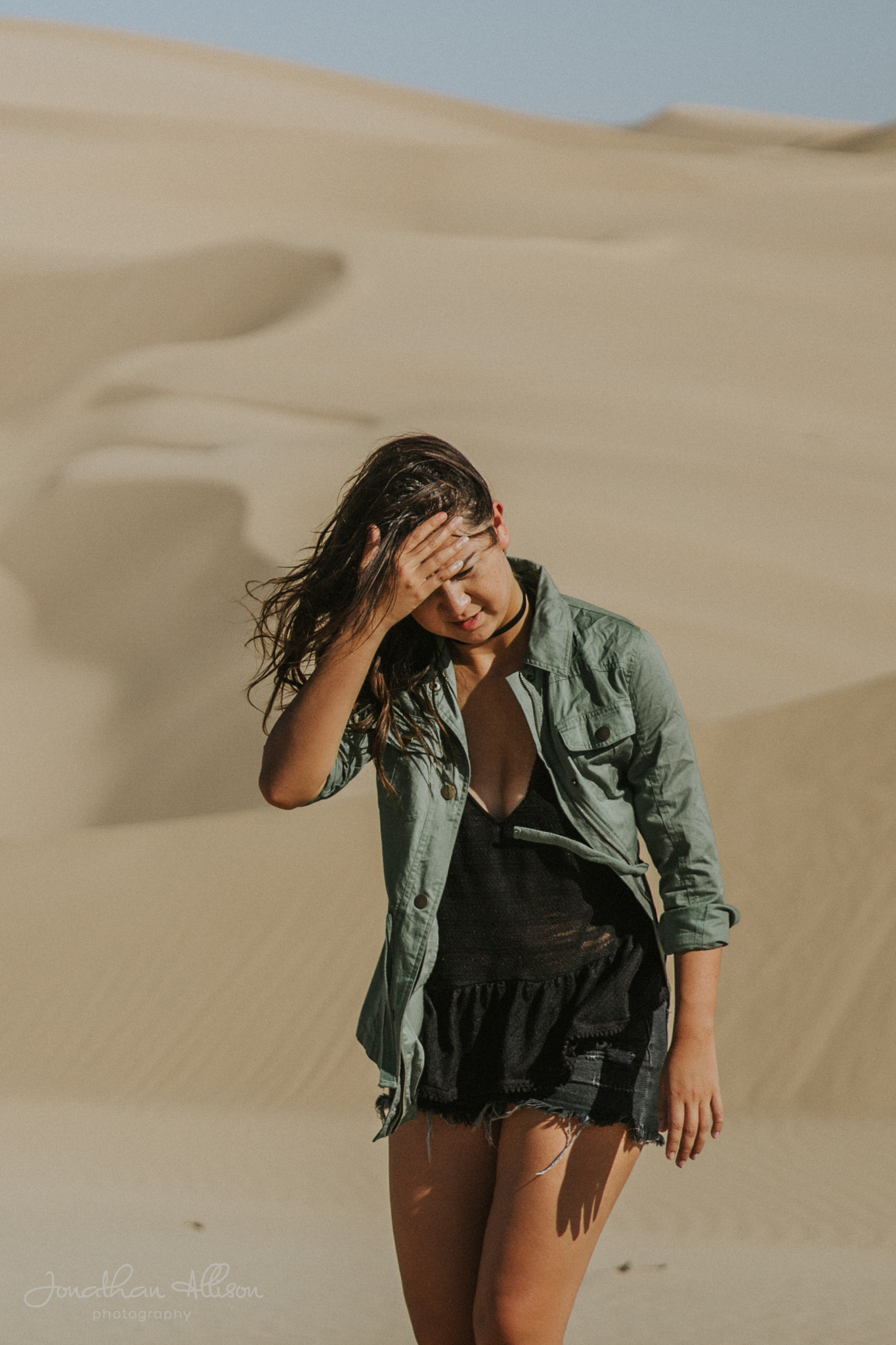 Canon EF 24-70mm F2.8L II USM sample photo. Girl in the desert photography