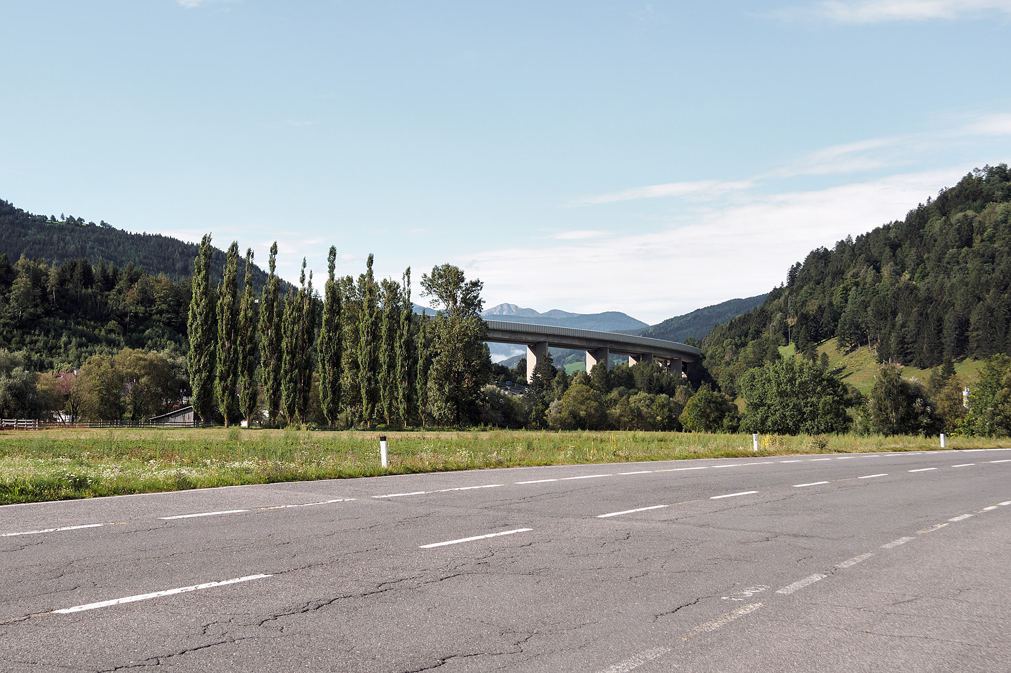 Olympus PEN E-PM2 + Olympus M.Zuiko Digital 14-42mm F3.5-5.6 II R sample photo. Autobahn bridge in austria photography
