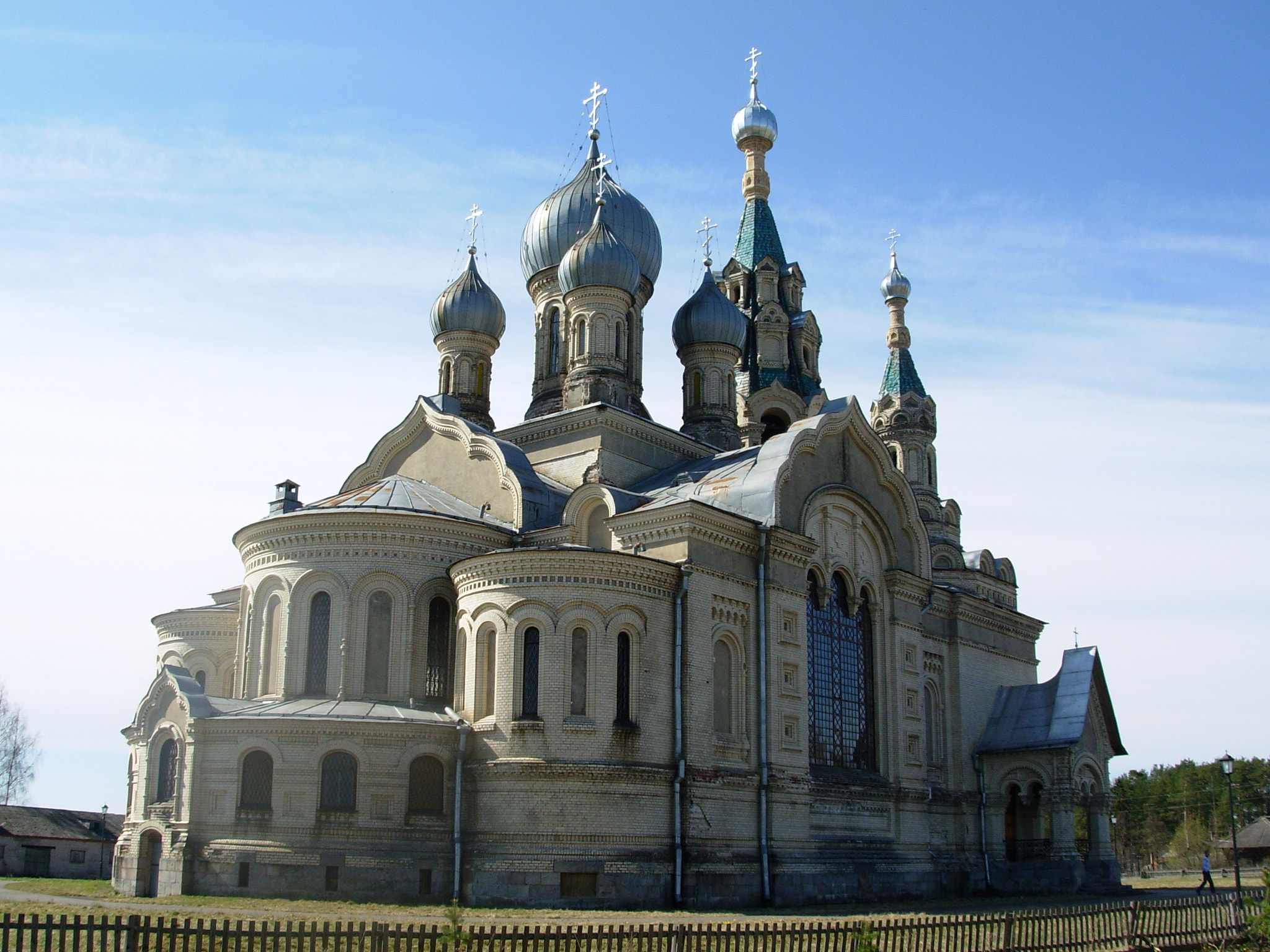 Nikon COOLPIX L1 sample photo. Church in the village kukoba , yaroslavaskaya region, russia , the birthplace of baba yaga photography