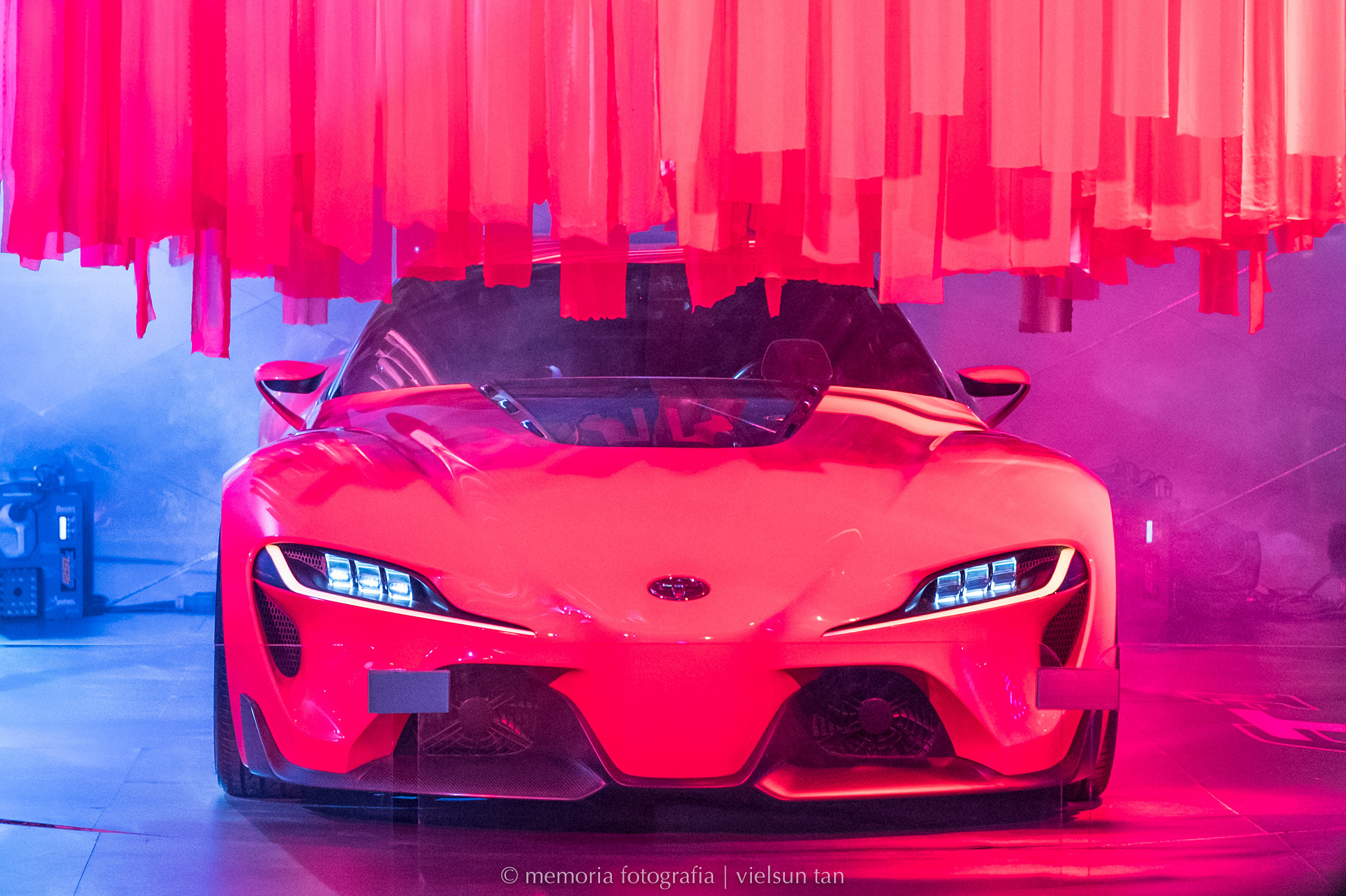 Fujifilm X-E2S + Fujifilm XF 56mm F1.2 R sample photo. Pims 2016: toyota ft-1 concept photography