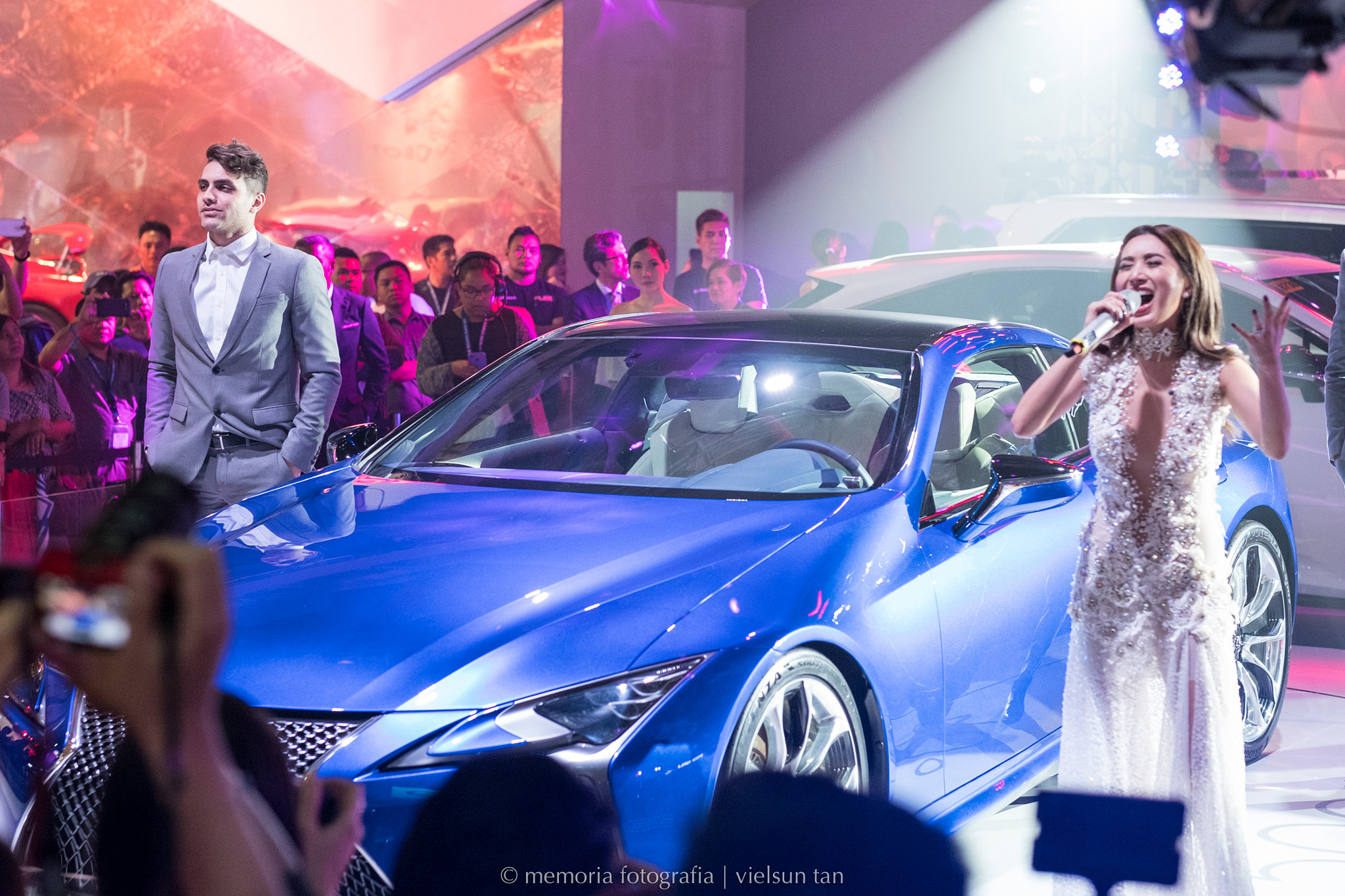 Fujifilm X-E2S + Fujifilm XF 56mm F1.2 R sample photo. Pims 2016: lexus lc 500h photography