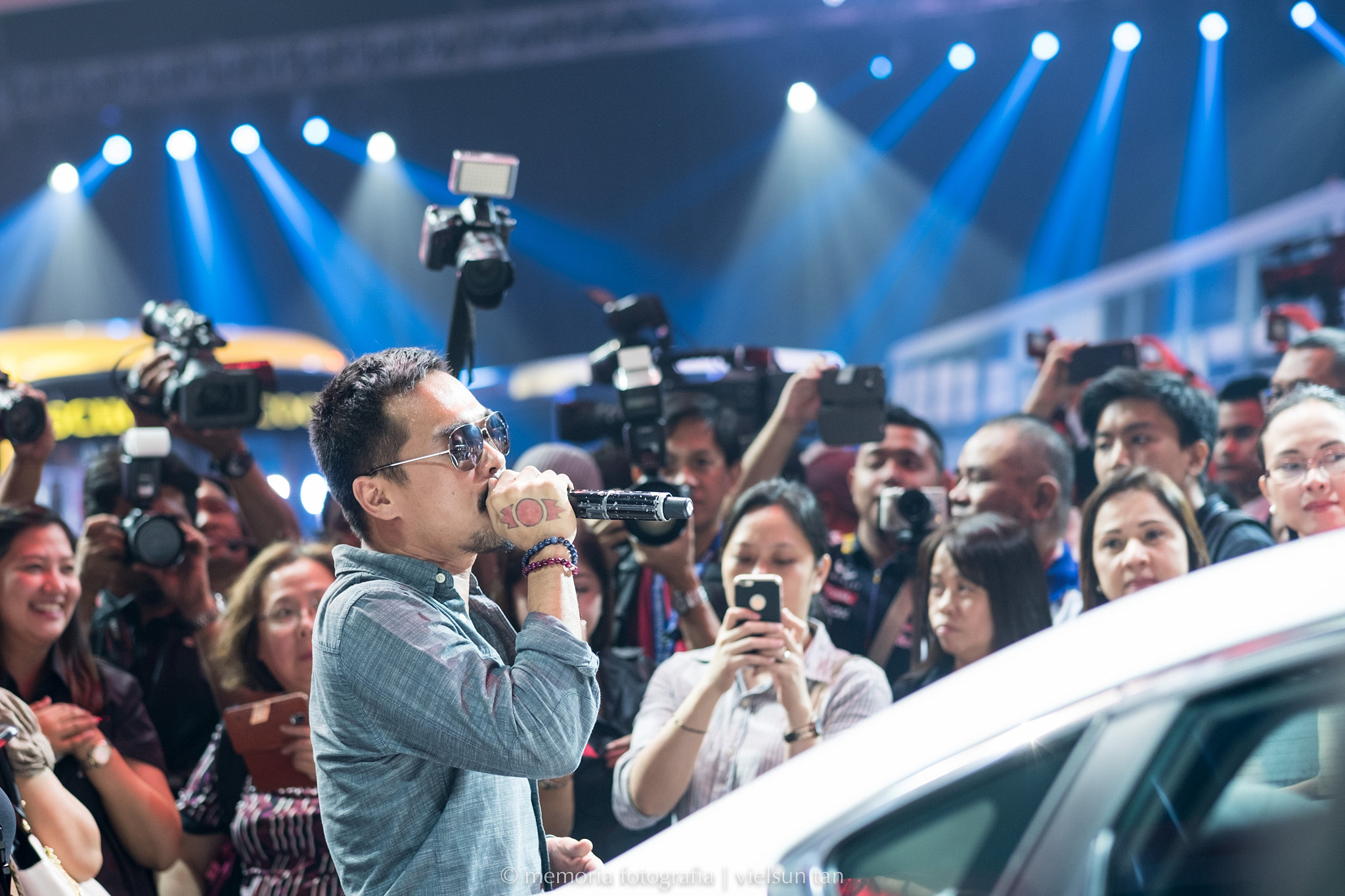 Fujifilm X-E2S + Fujifilm XF 56mm F1.2 R sample photo. Pims 2016: nissan launch photography