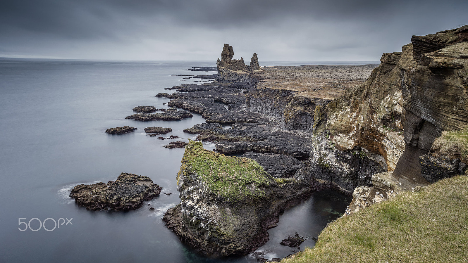 Canon EOS 5DS R + ZEISS Milvus 21mm F2.8 sample photo. Londrangar cliffs#5 photography