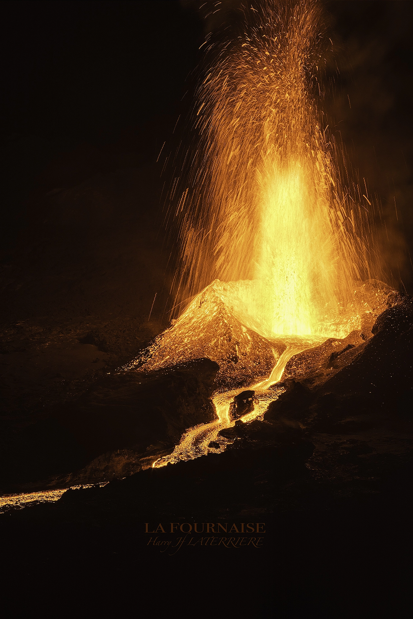 Sony a7R sample photo. La fournaise photography