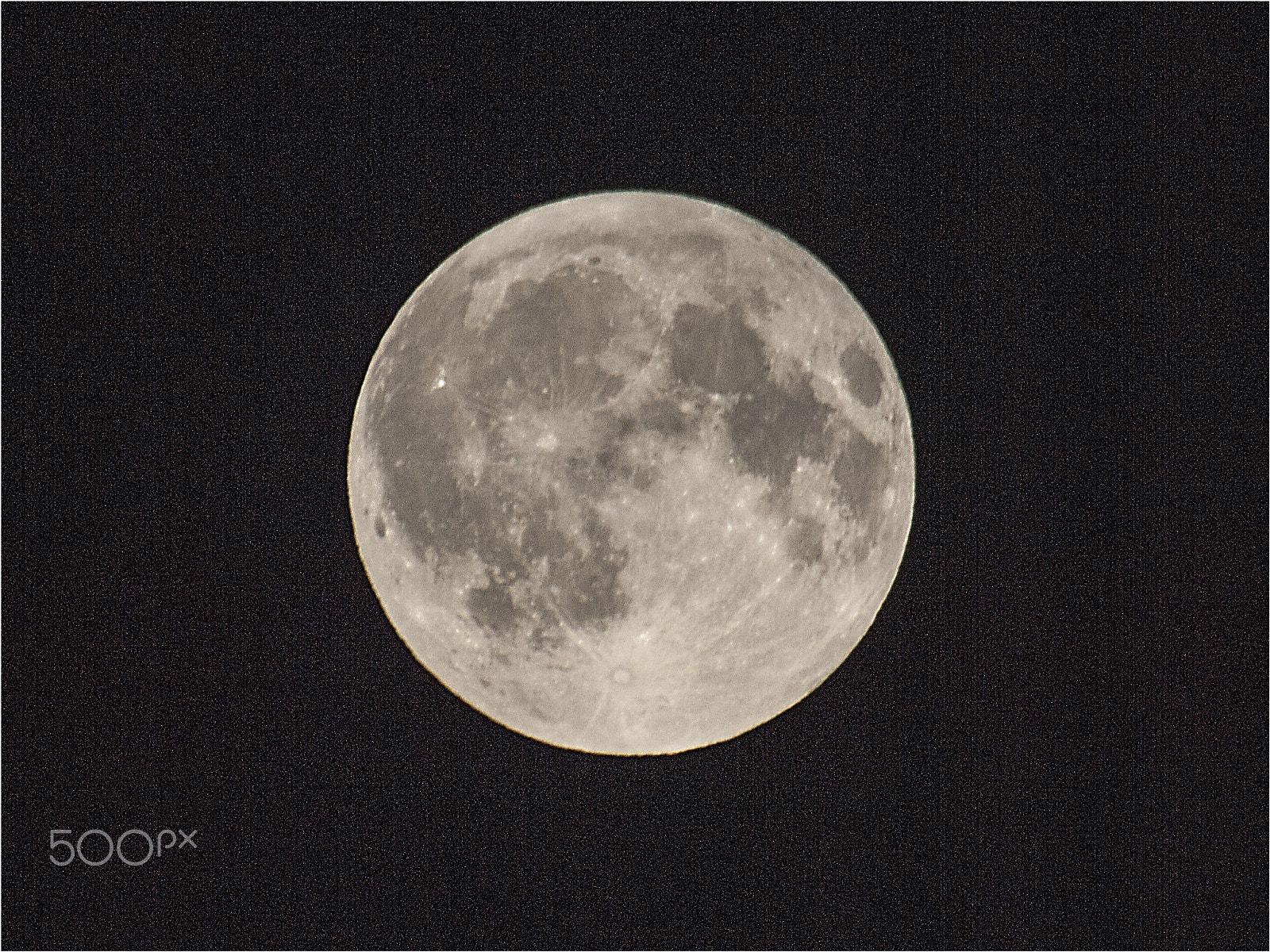 Olympus Zuiko Digital ED 70-300mm F4.0-5.6 sample photo. Full moon photography