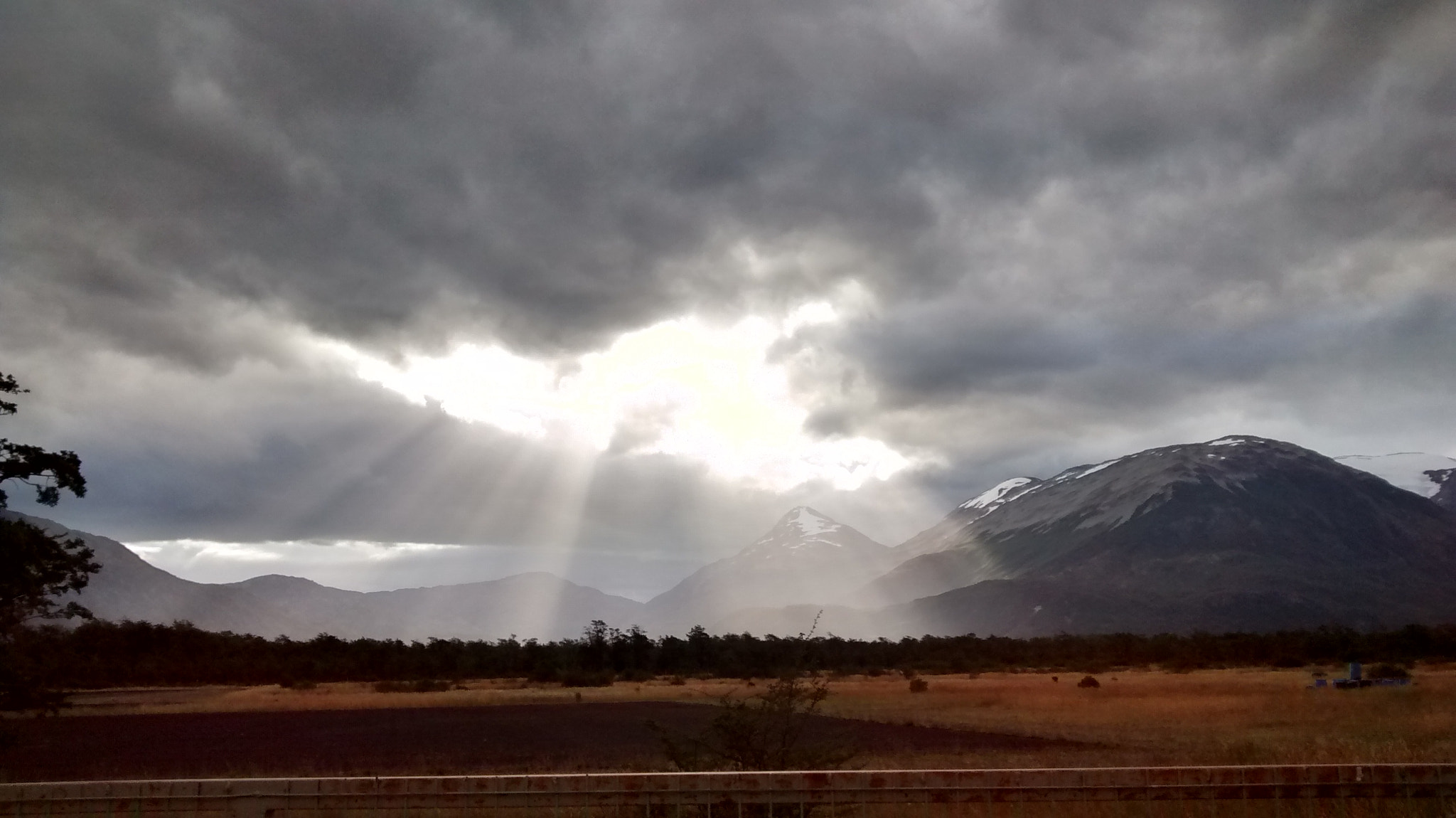 Motorola Moto G with 4G LTE (1st Gen) sample photo. God is descending from sky... photography