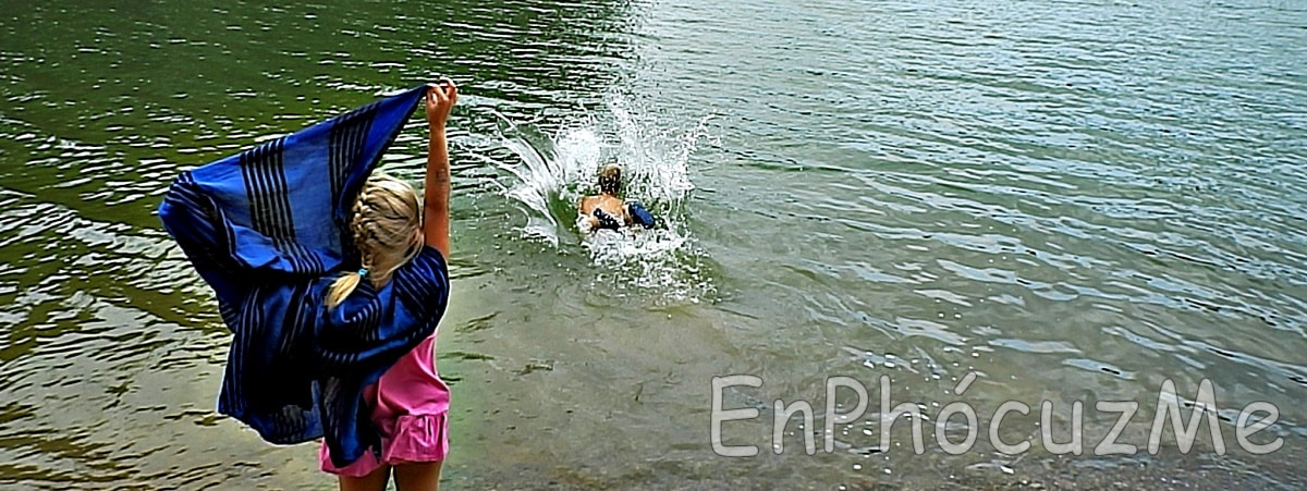 Olympus SH-25MR sample photo. Tirarse al río. jump into the river photography