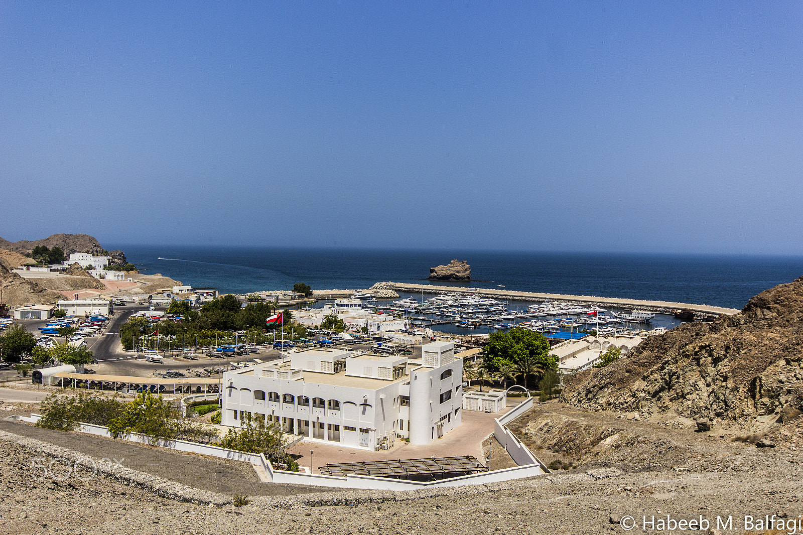 Canon EOS 100D (EOS Rebel SL1 / EOS Kiss X7) + Sigma 10-20mm F4-5.6 EX DC HSM sample photo. Marina bandar al rowdha photography