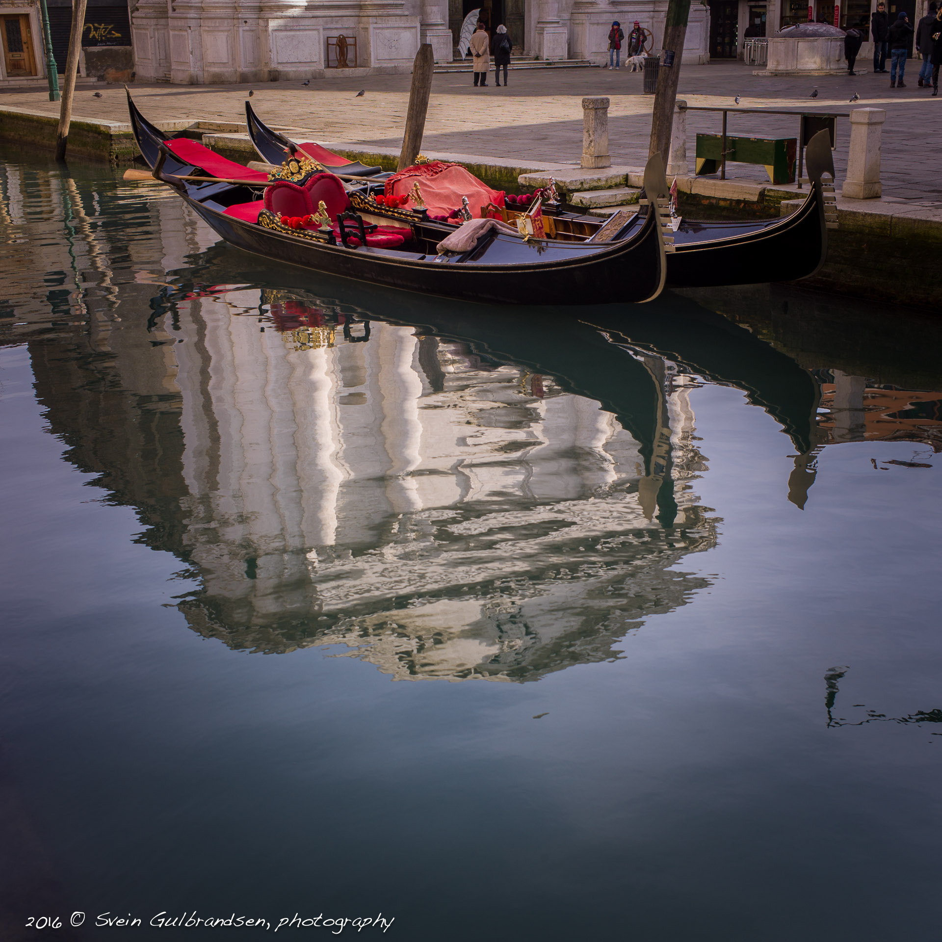 Leica M9 + Leica Summicron-M 35mm F2 ASPH sample photo. Gondola photography