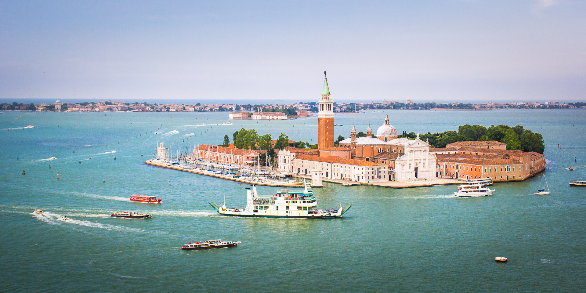 Sigma 17-70mm F2.8-4 DC Macro OS HSM sample photo. Venise photography