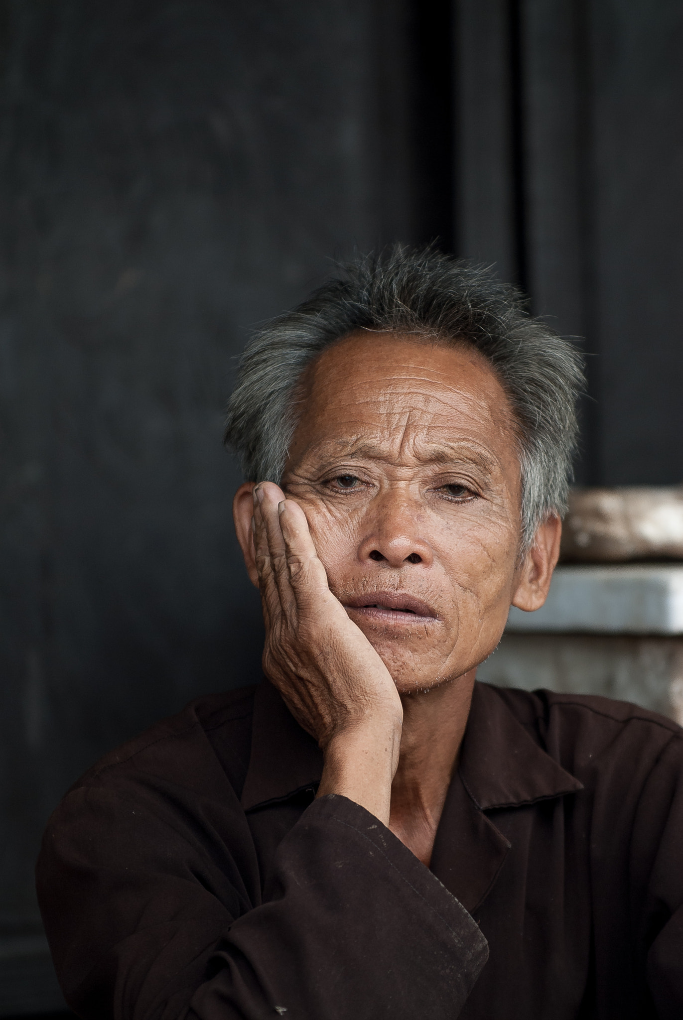Nikon D200 sample photo. Vietnamese man photography
