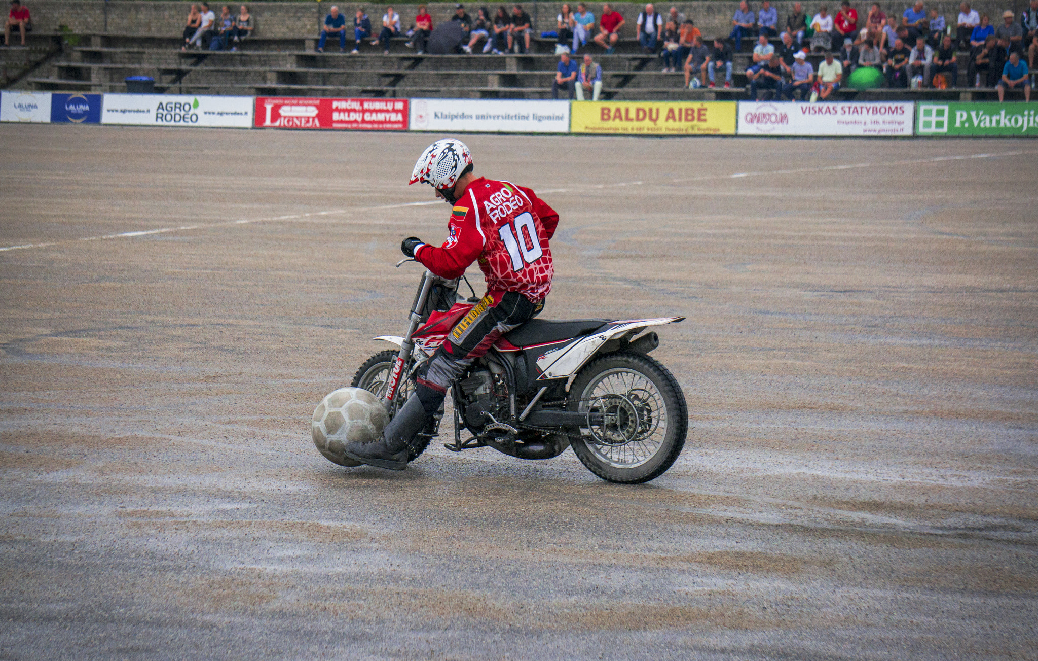 Sony Alpha NEX-5T + Sony E 55-210mm F4.5-6.3 OSS sample photo. Motoball central european league 2016, kretinga photography