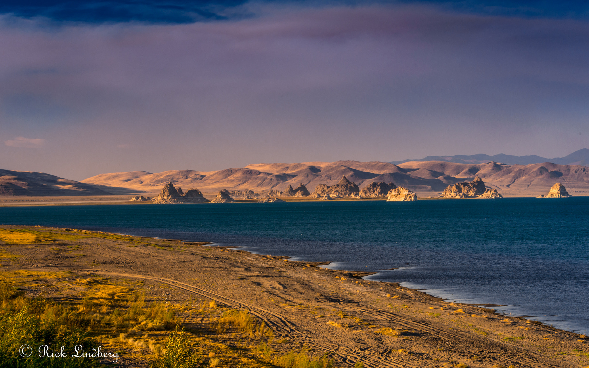 Pentax smc DA 55-300mm F4.0-5.8 ED sample photo. Land forms photography