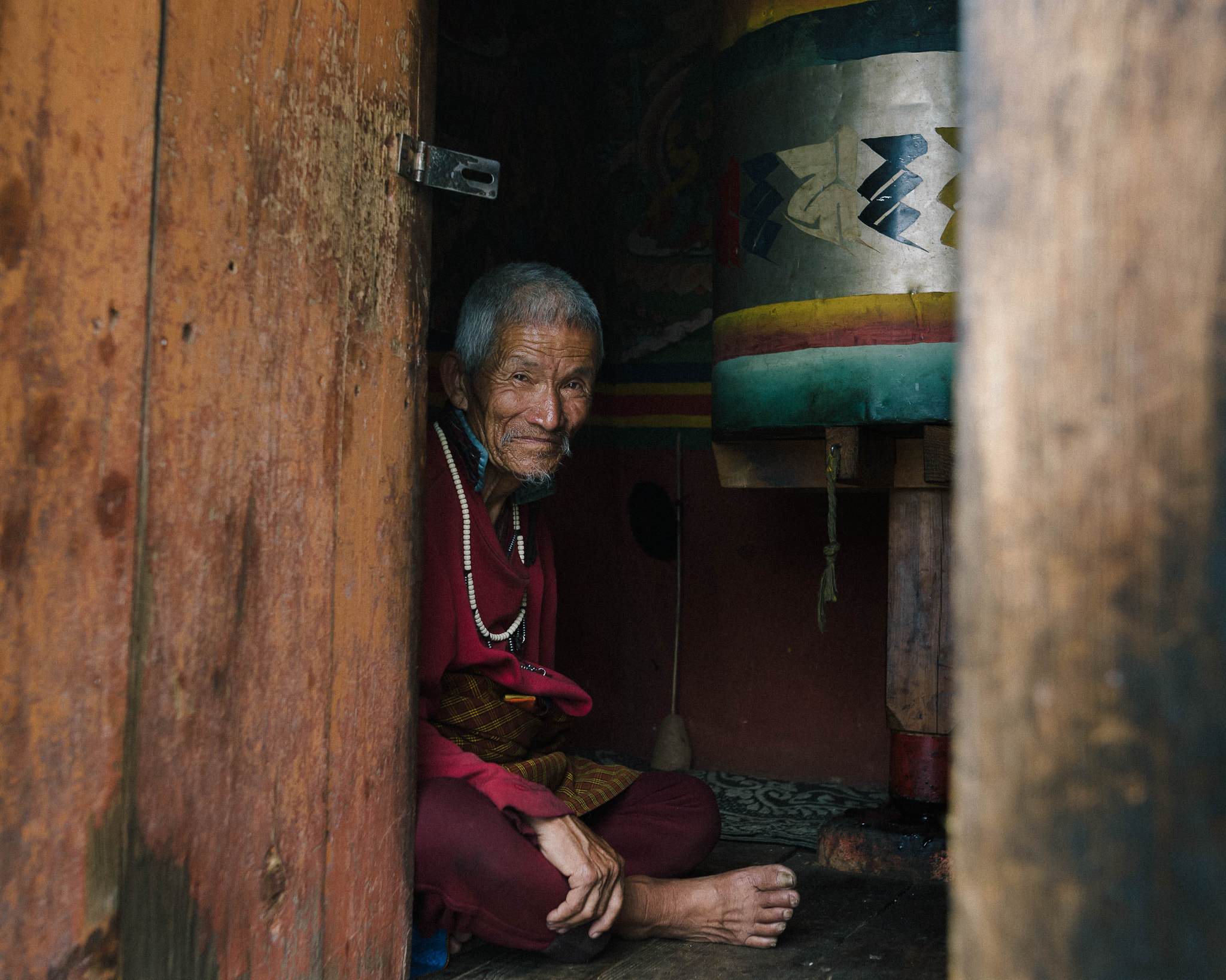Sigma 24mm F1.4 DG HSM Art sample photo. Old man at leisure - muso soseki photography
