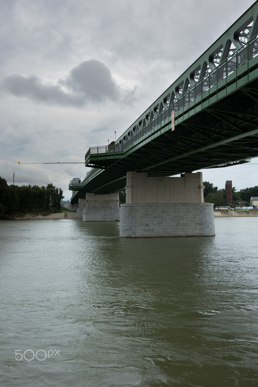 Fujifilm X-E2S + Fujifilm XF 27mm F2.8 sample photo. Under the bridge photography