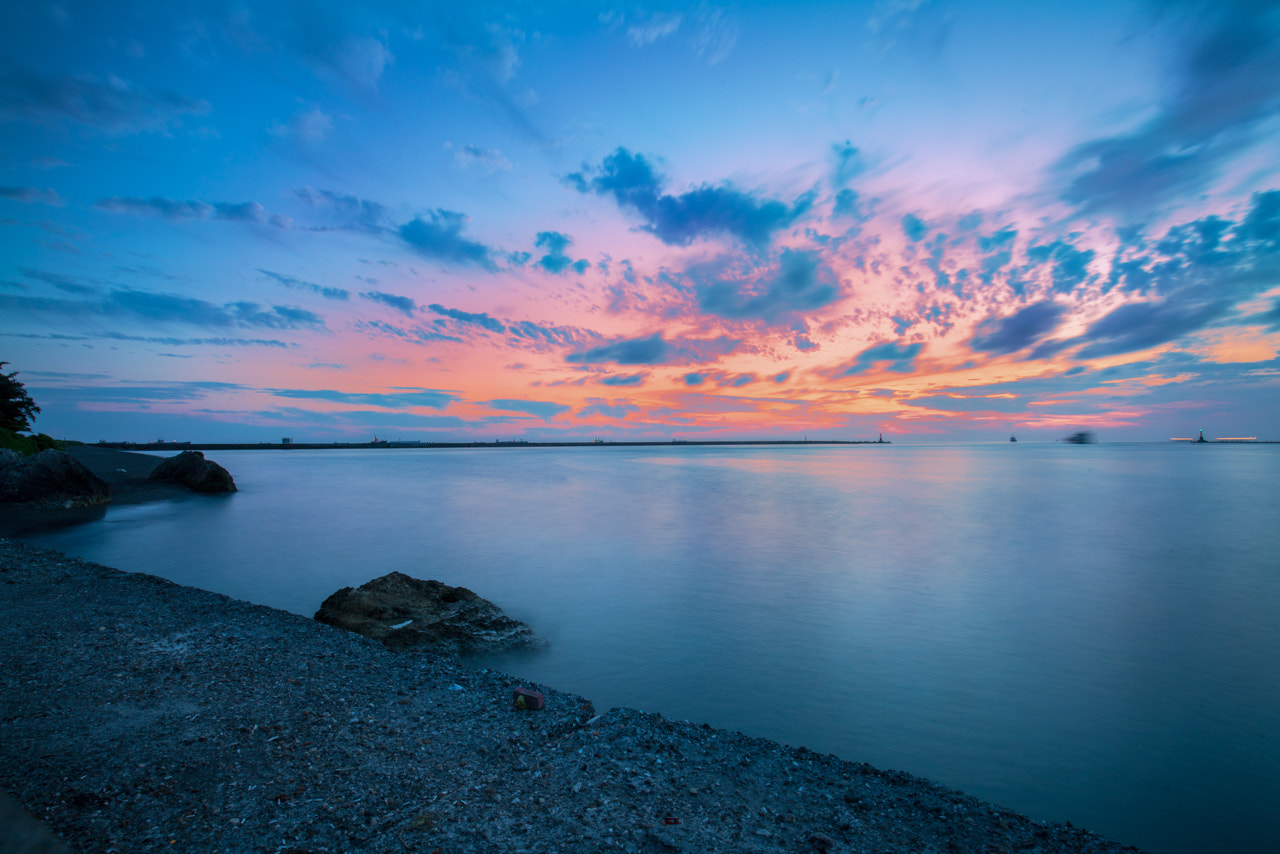 Sony a7R II + Canon EF 16-35mm F4L IS USM sample photo. Peaceful sunset photography