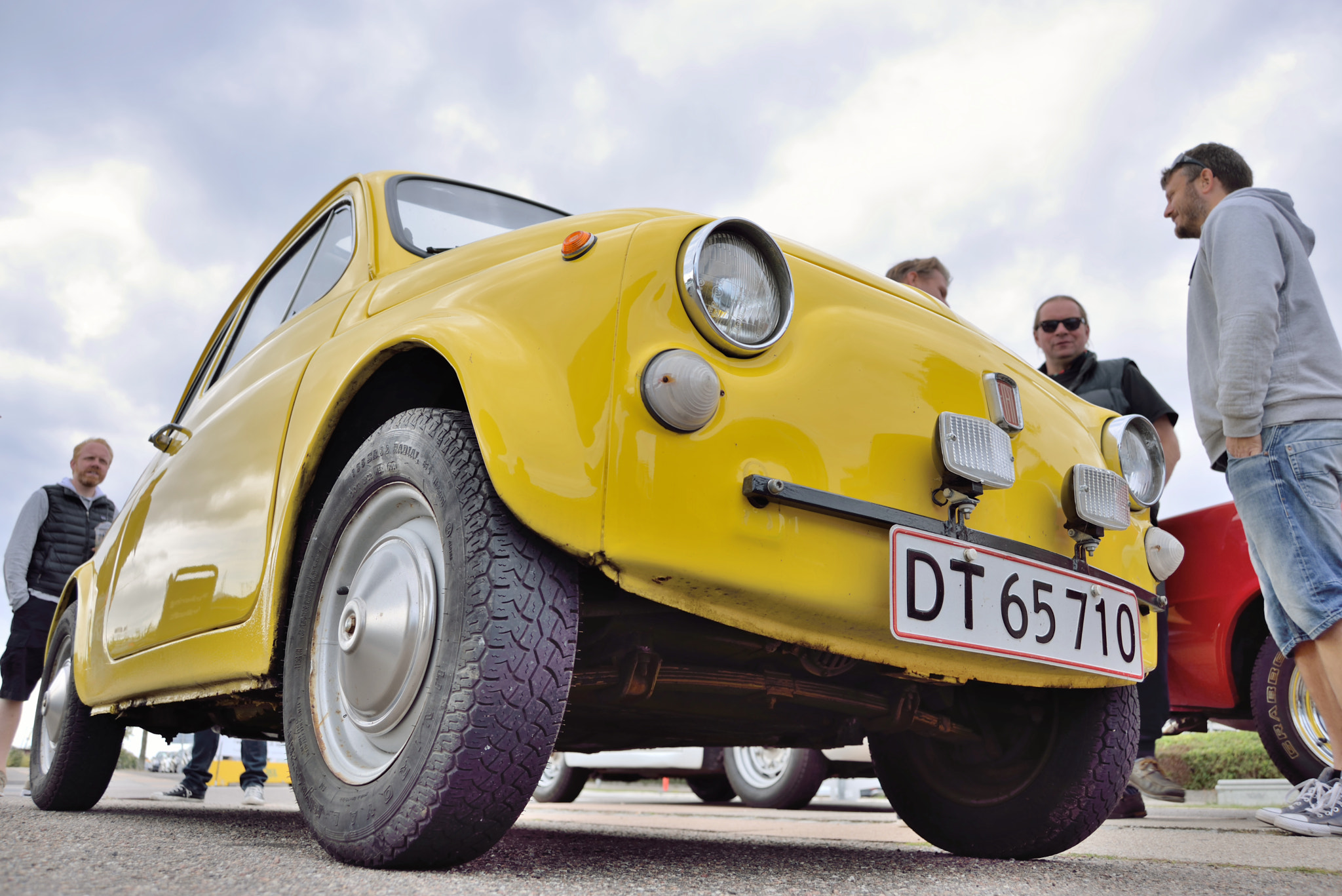 AF Zoom-Nikkor 28-70mm f/3.5-4.5D sample photo. Fiat 500px photography